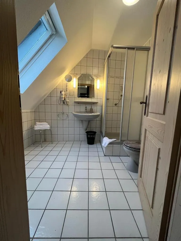 Bathroom in Hotel Clemens