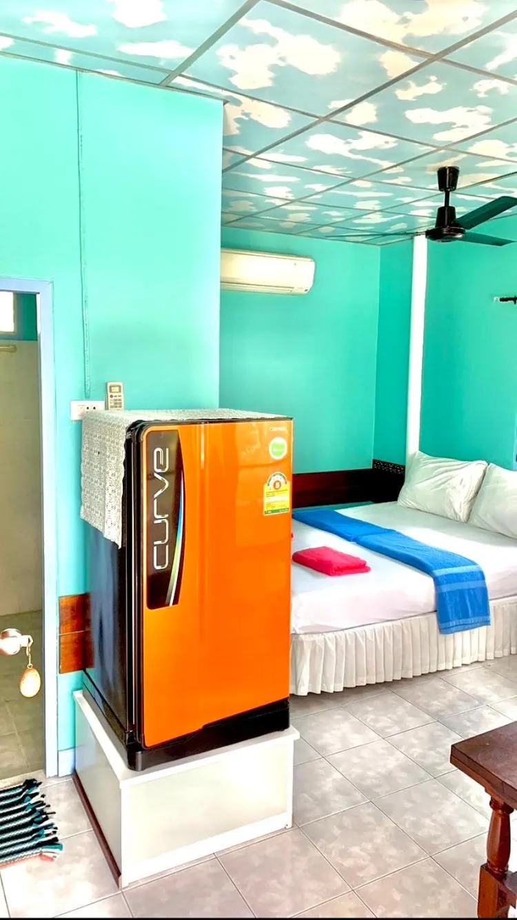 Bed in Koh Tao Tropicana Resort