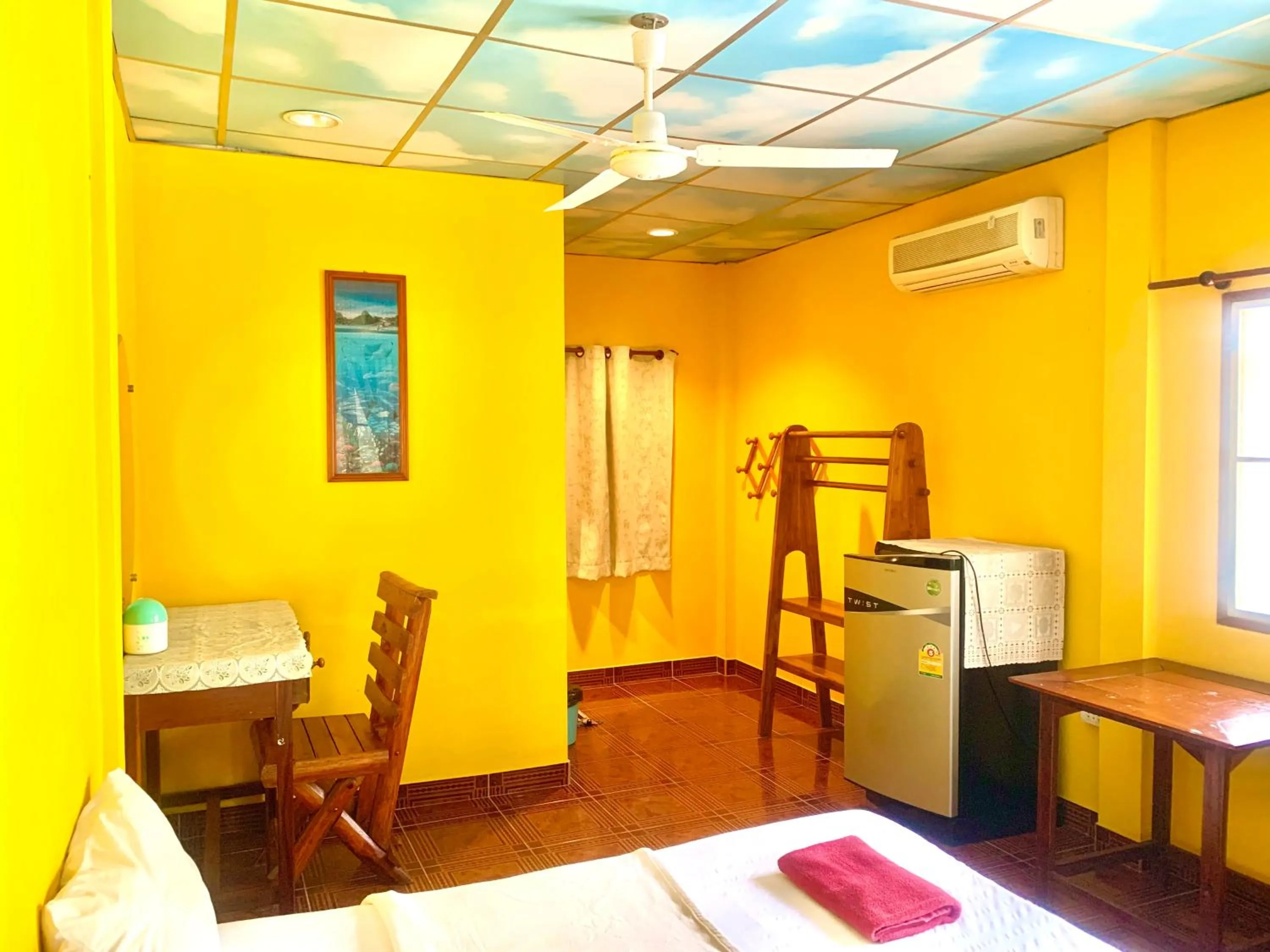 Bed in Koh Tao Tropicana Resort