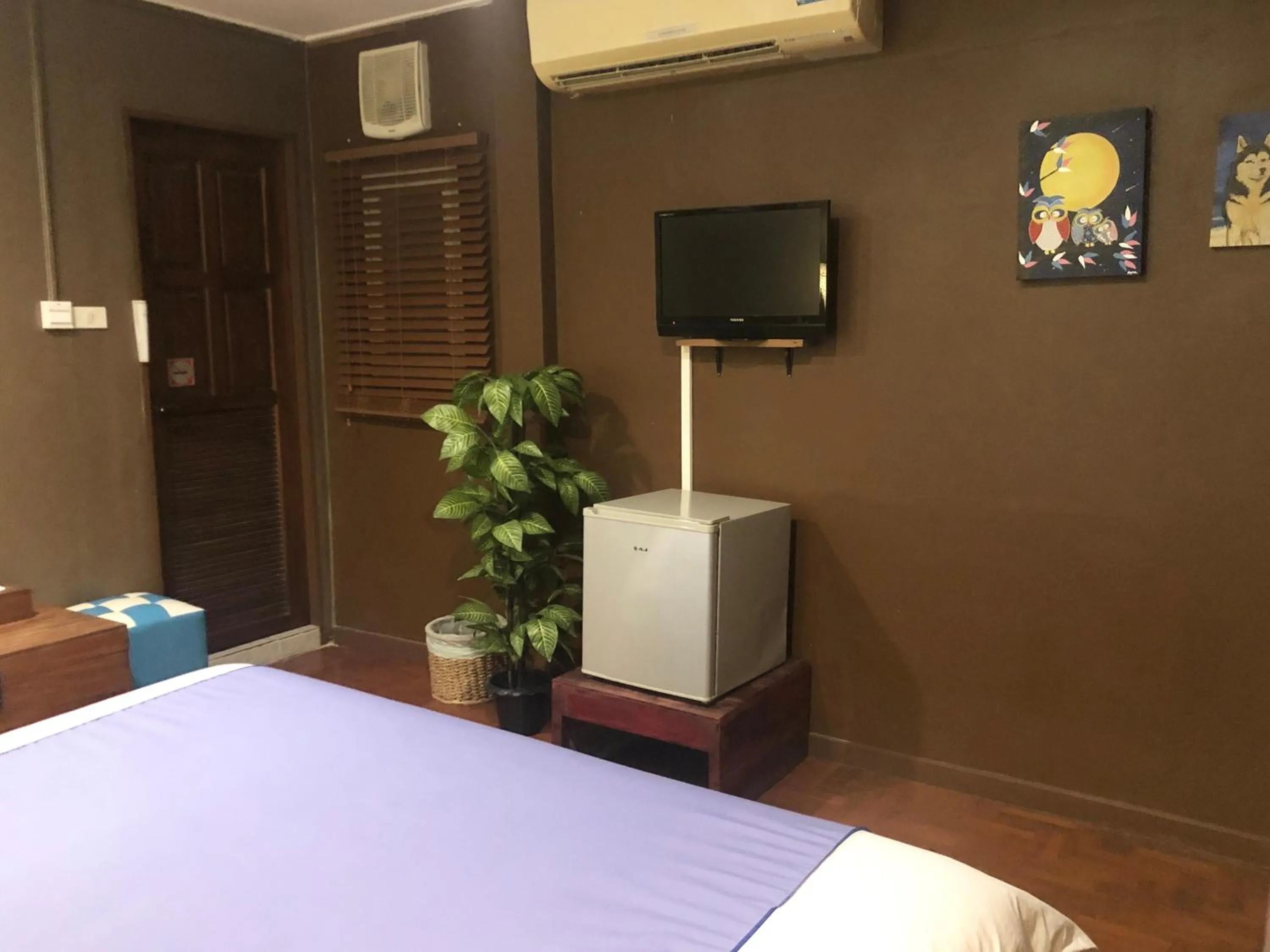 Bedroom, Bed in Thongran's House