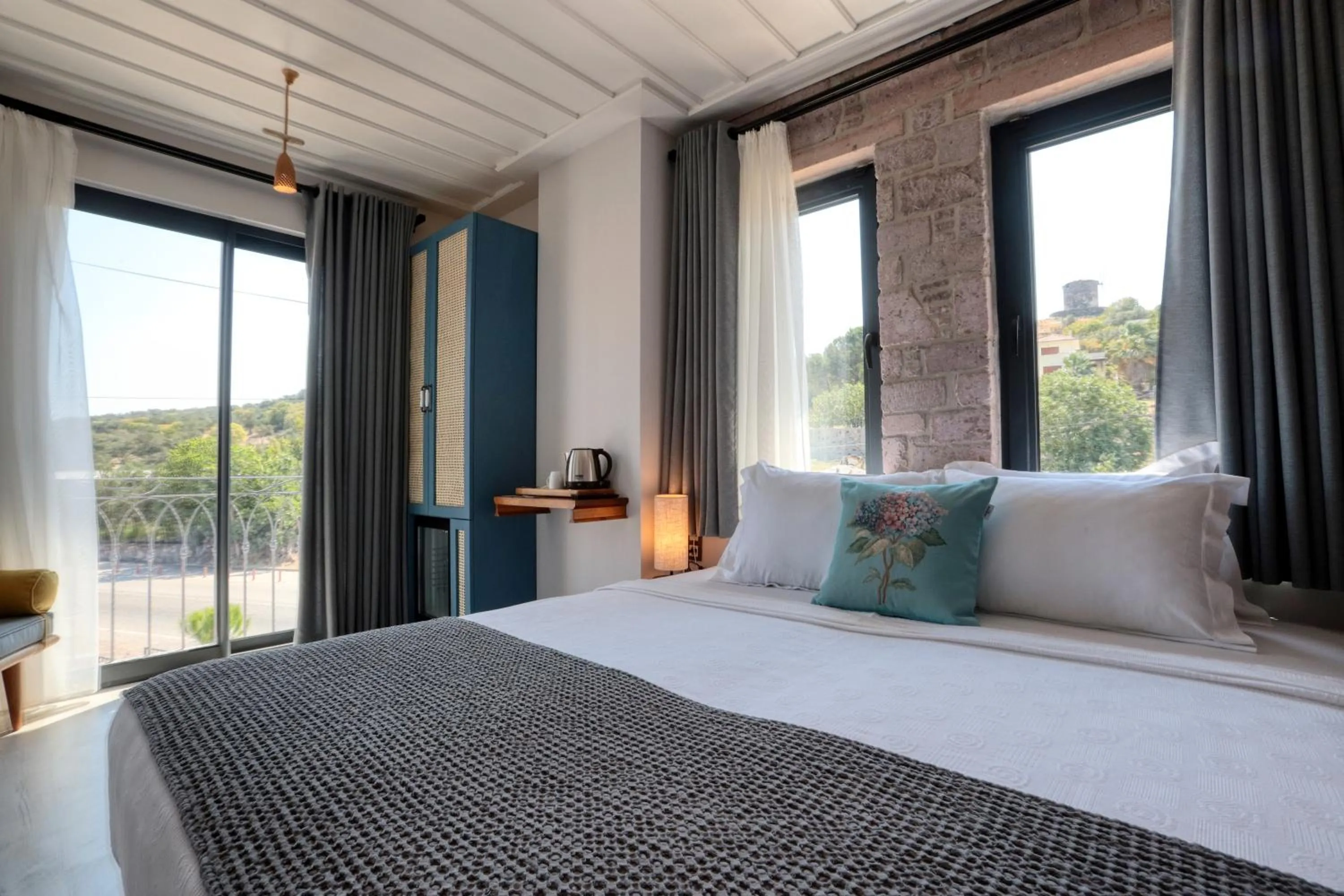 Bed in Sukha Cunda Otel