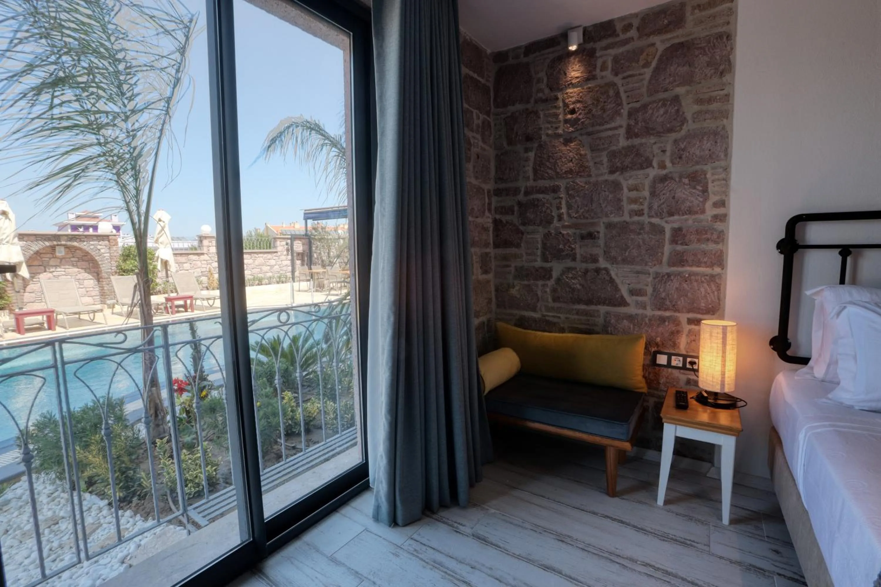 Bed in Sukha Cunda Otel