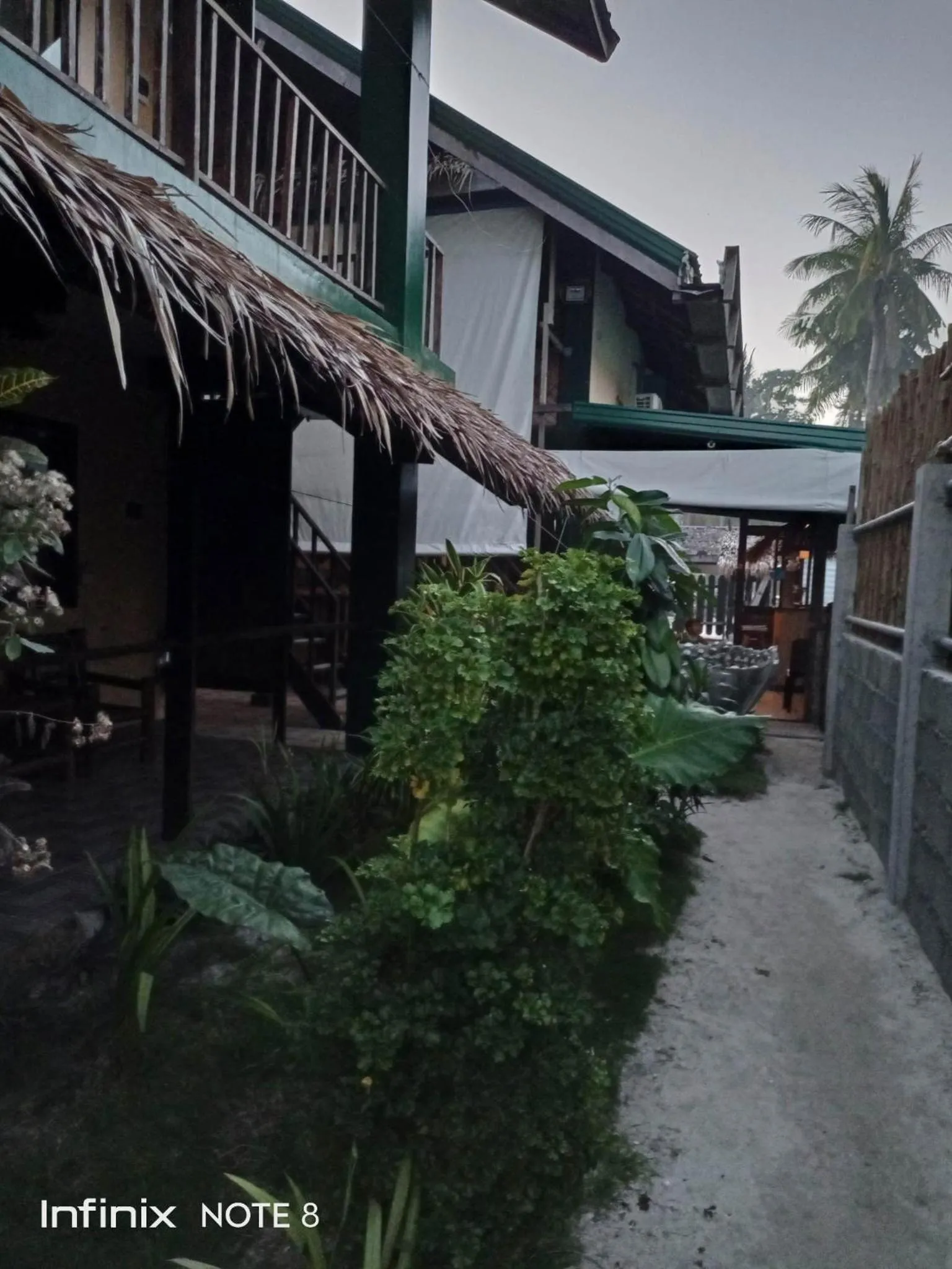 Eddie`s Beach Resort Siargao