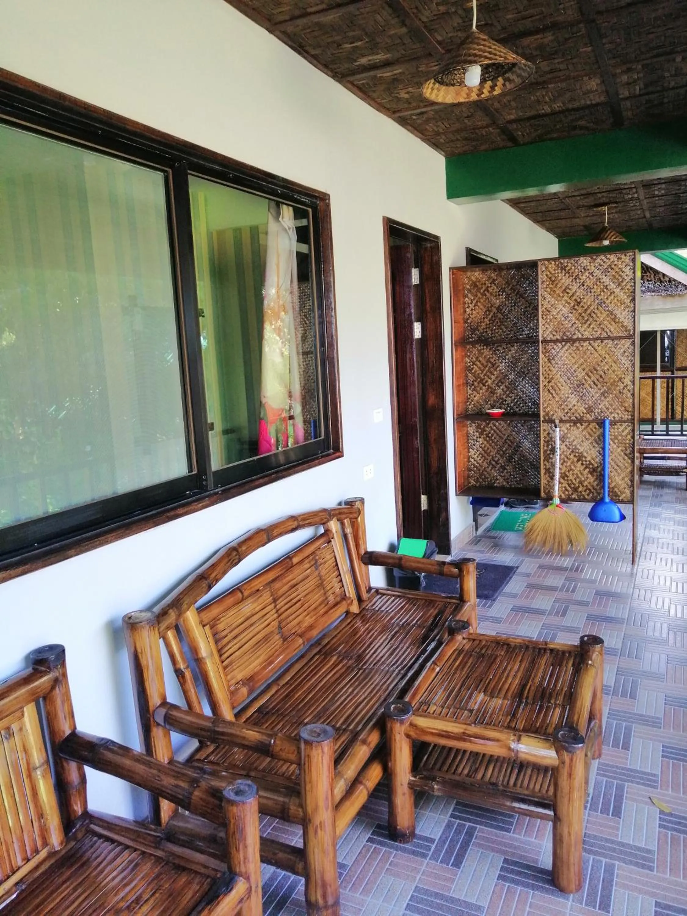 Eddie`s Beach Resort Siargao