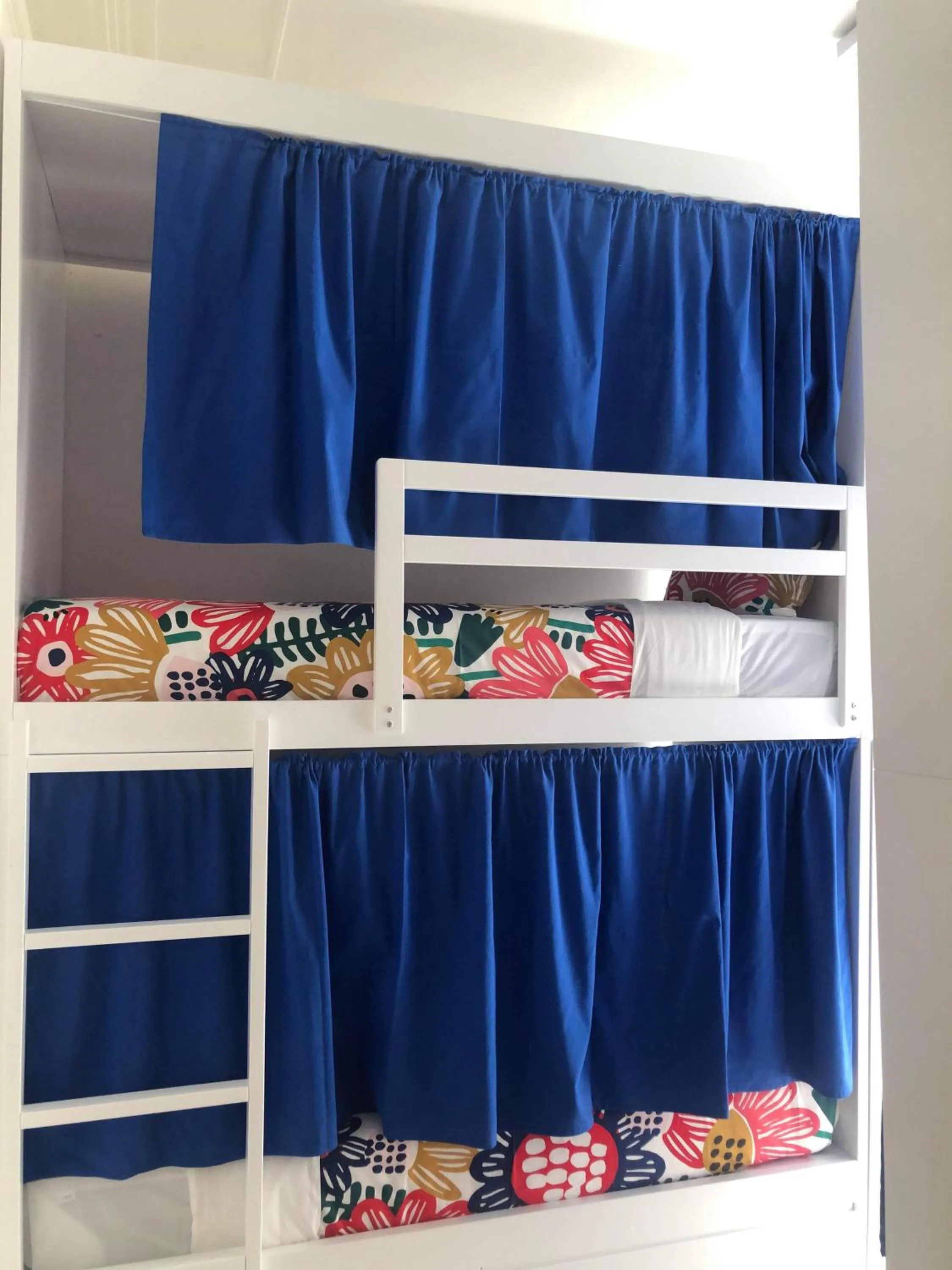 Bed in Charming episode