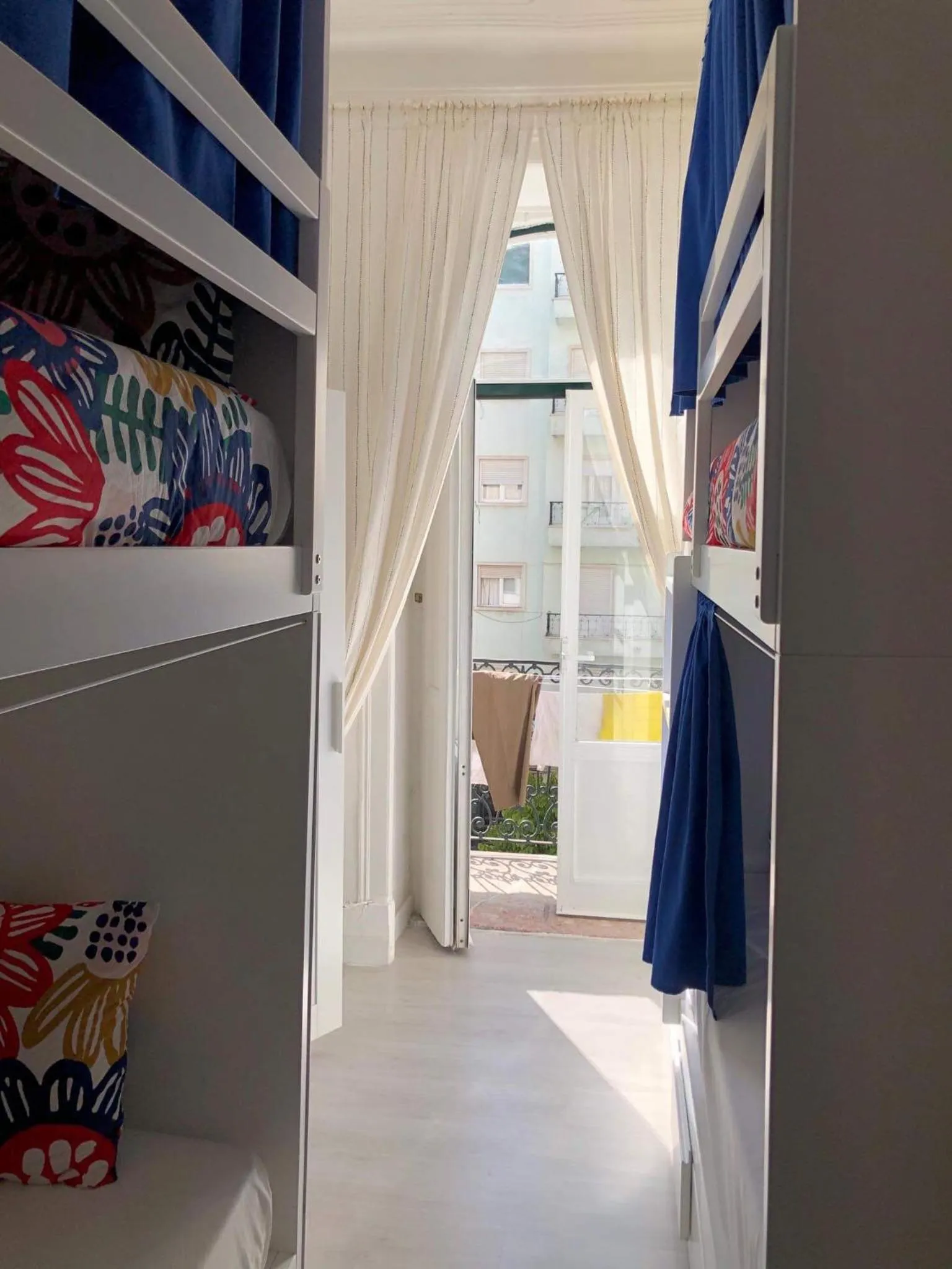 Bed in Charming episode