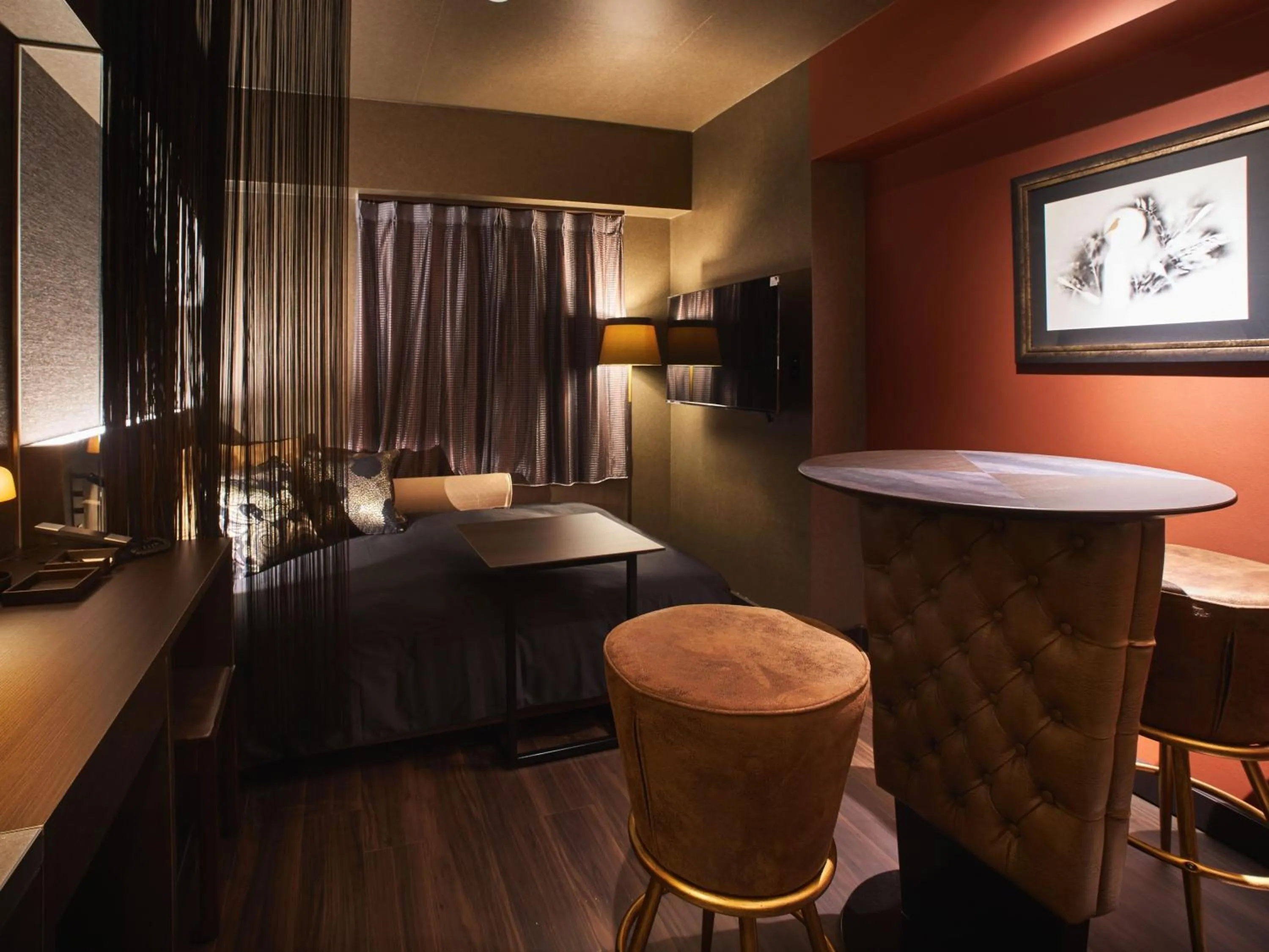 Photo of the whole room, Bed in Roppongi Hotel S