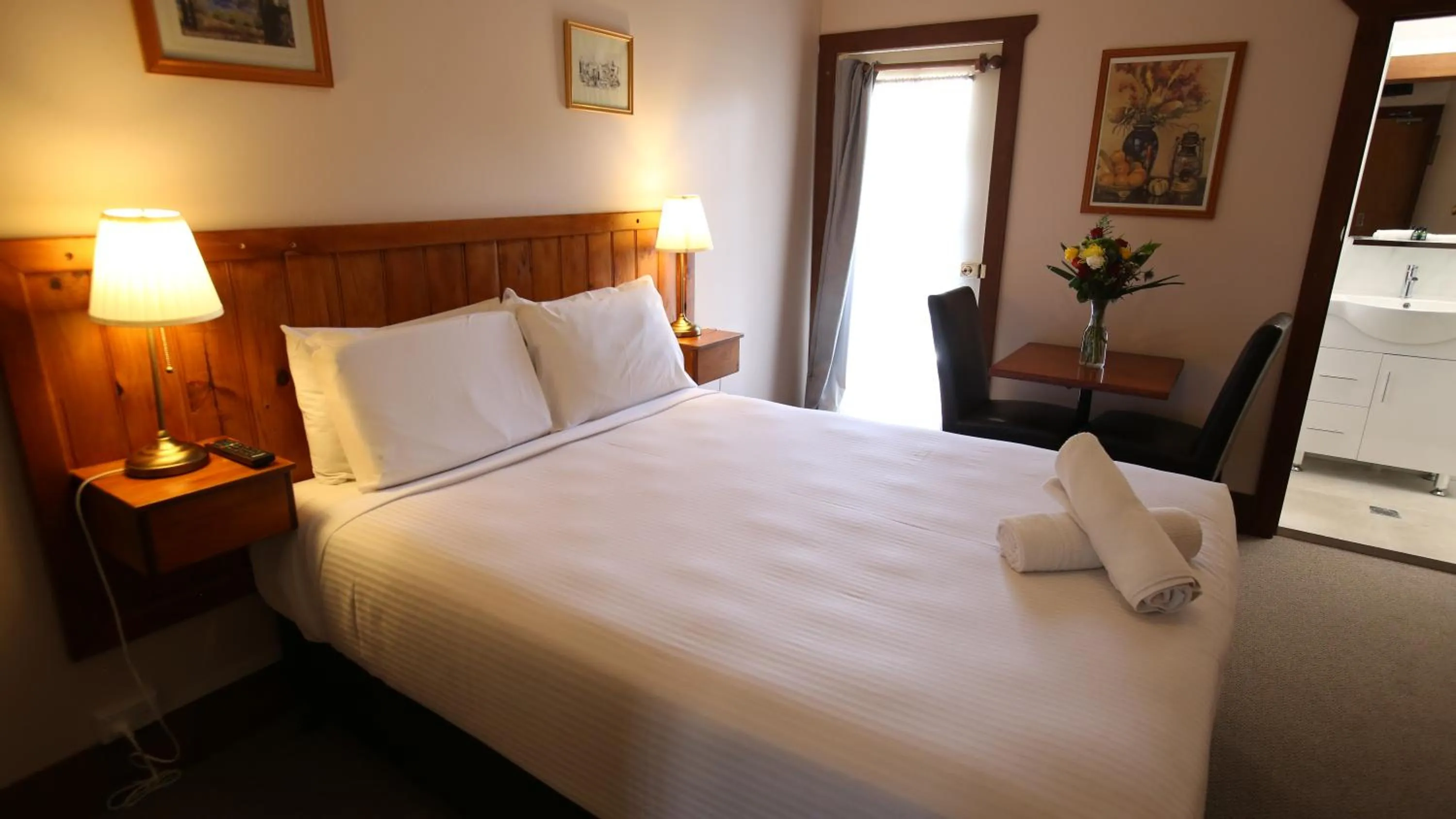 Bed in Belgravia Mountain Guest House