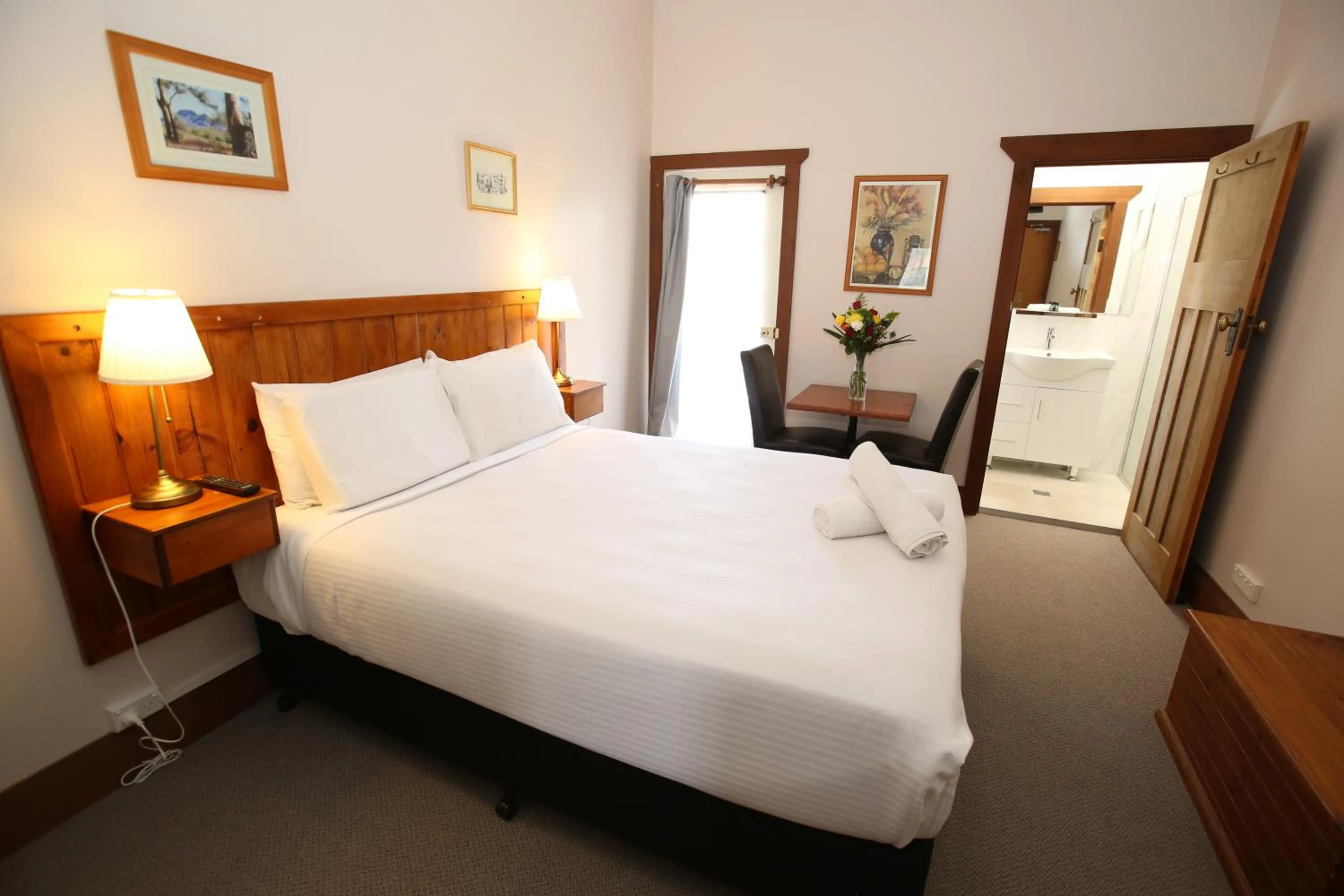 Bed in Belgravia Mountain Guest House
