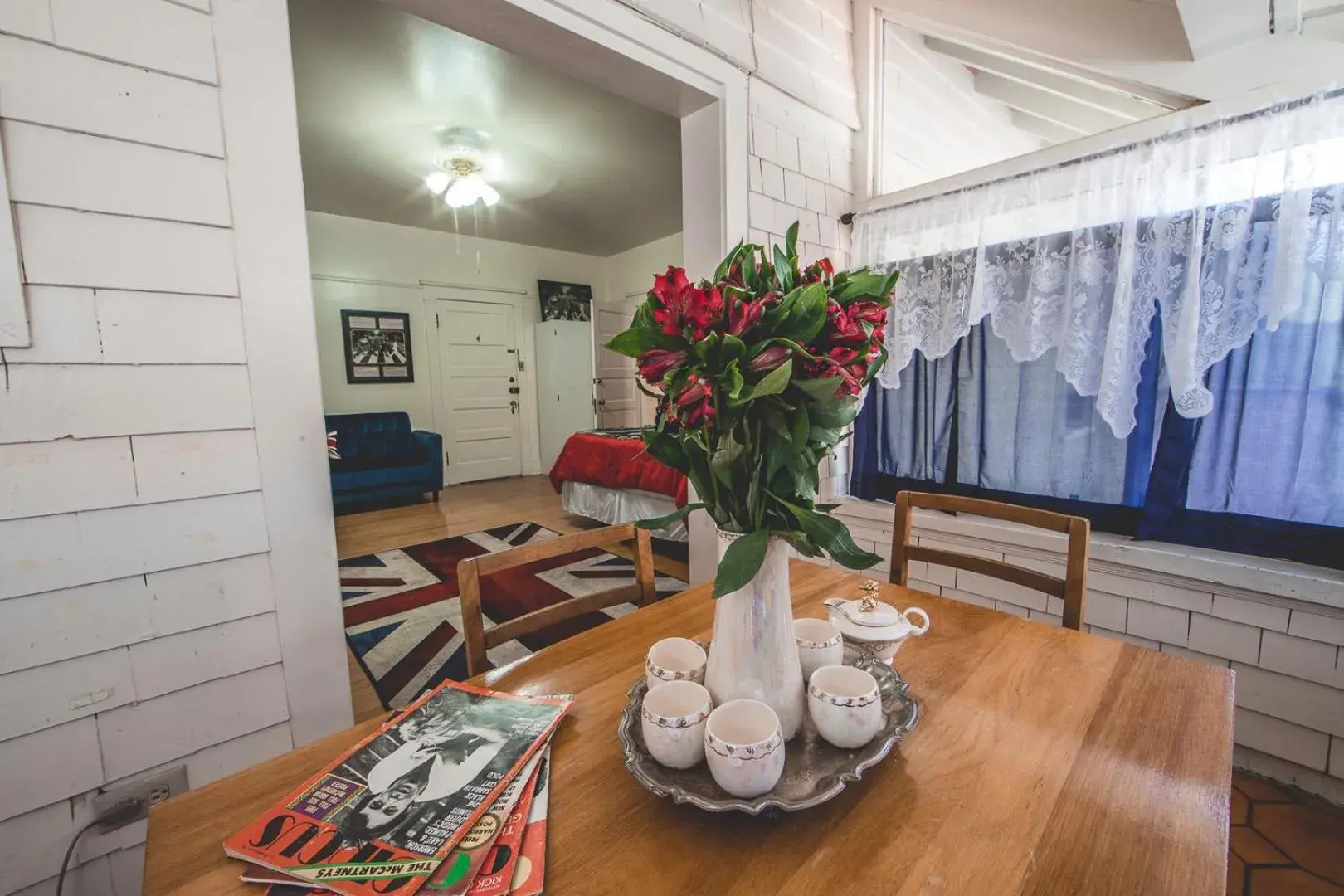 Deluxe Junior Suite in Greenway Manor Deluxe Junior Suite in Greenway Manor