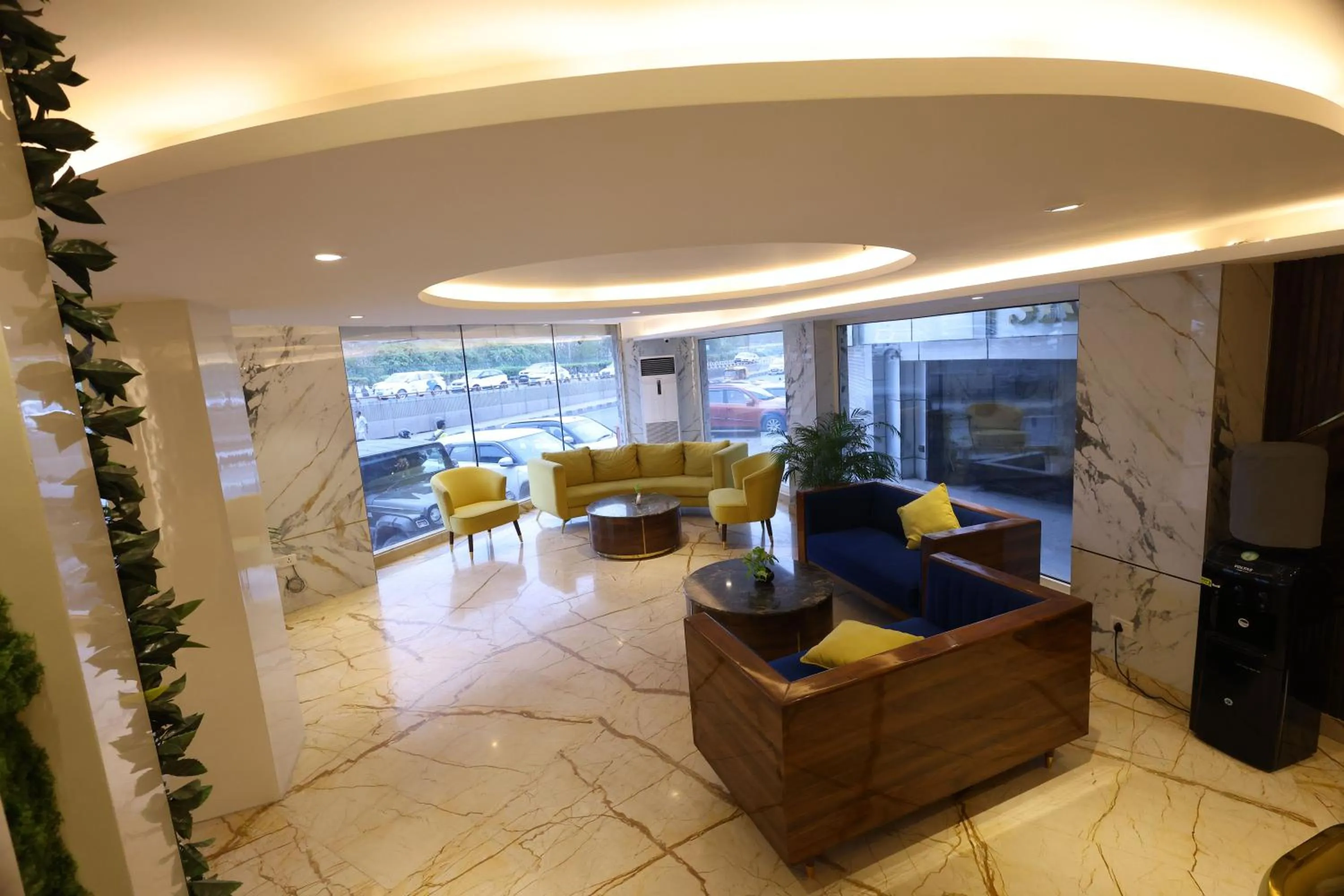 Lobby or reception in Airport Hotel Ramhan Palace Mahipalpur