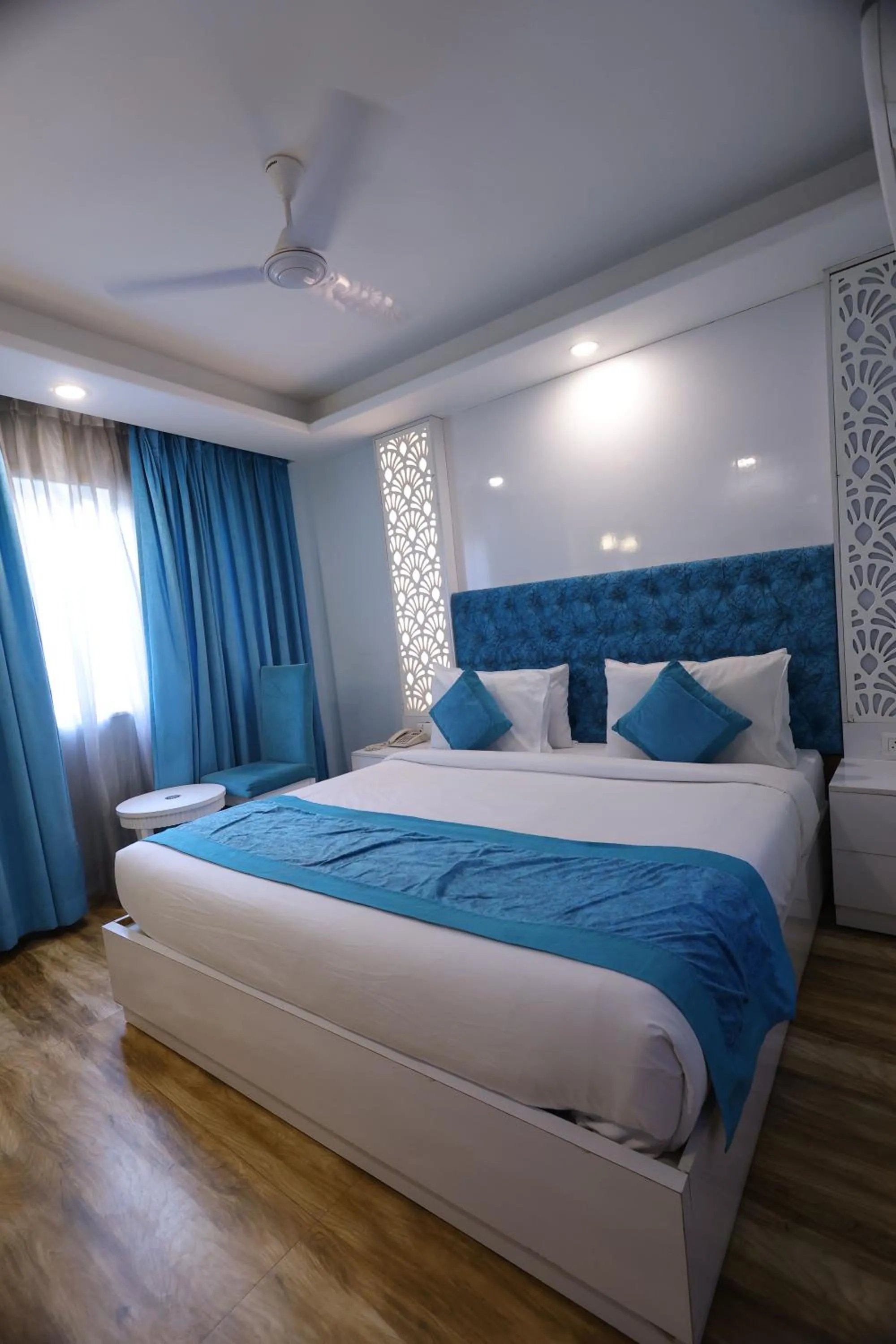 Bed in Airport Hotel Ramhan Palace Mahipalpur