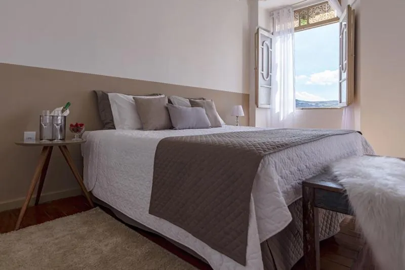 Bed in HOTEL CANTO DO CHAFARIZ