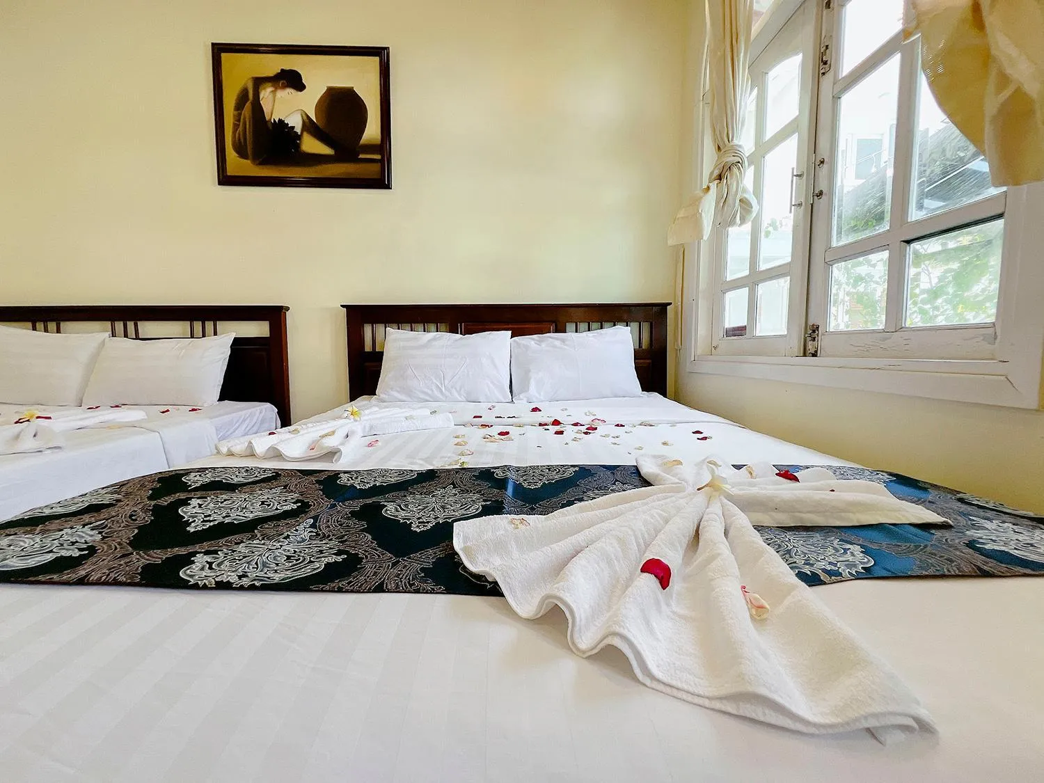 Bed in Sand Beach Resort