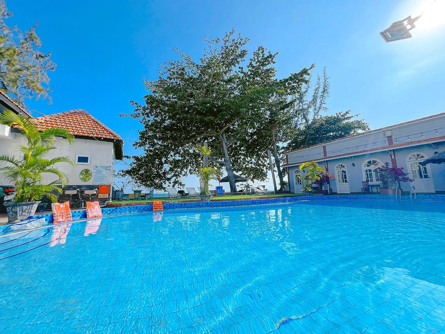 Swimming pool in Sand Beach Resort