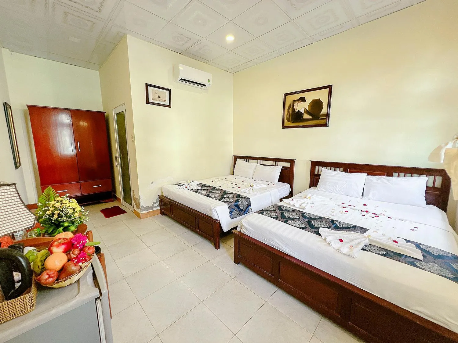 Bed in Sand Beach Resort