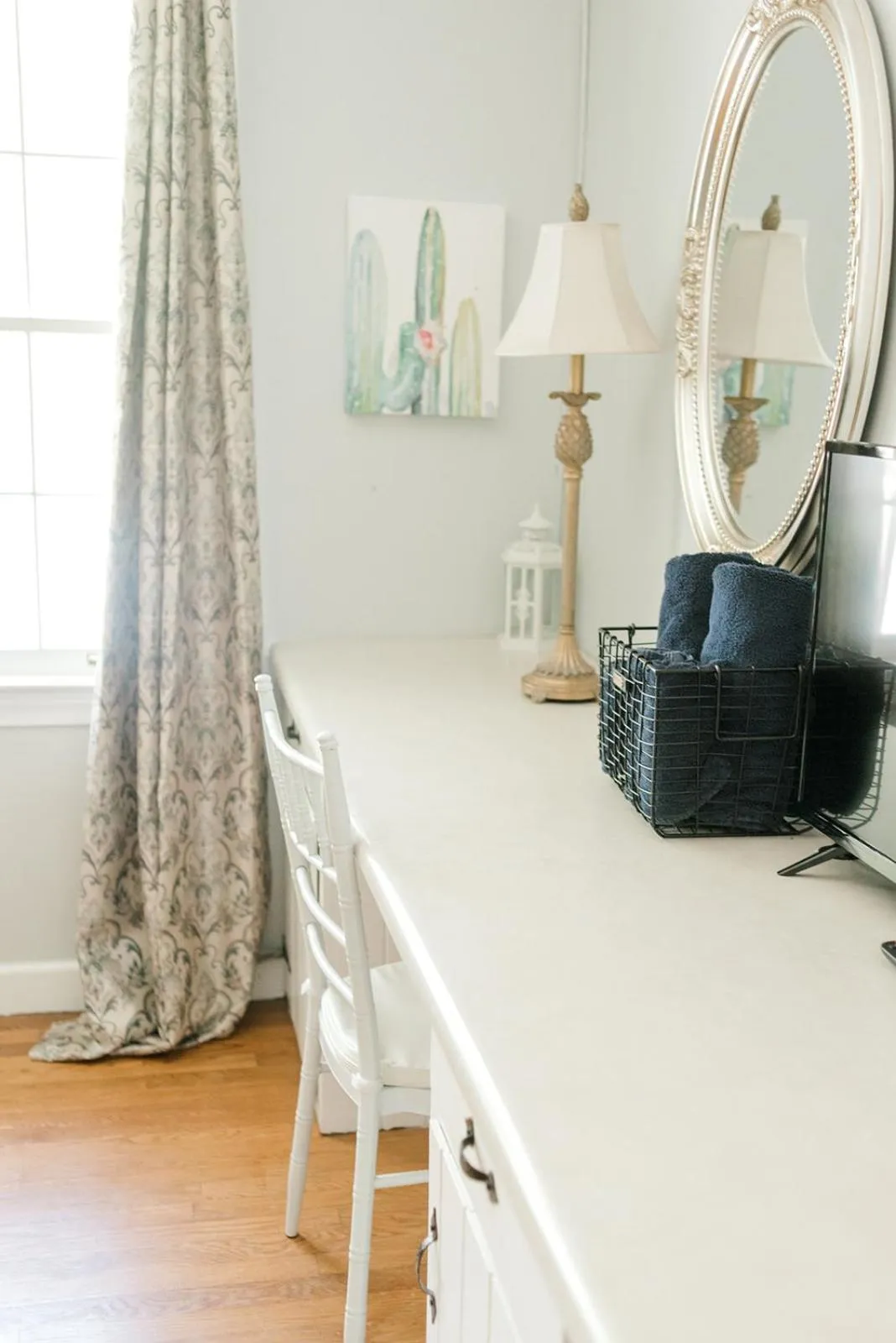 Seating area in Georgia Palms & Gardens