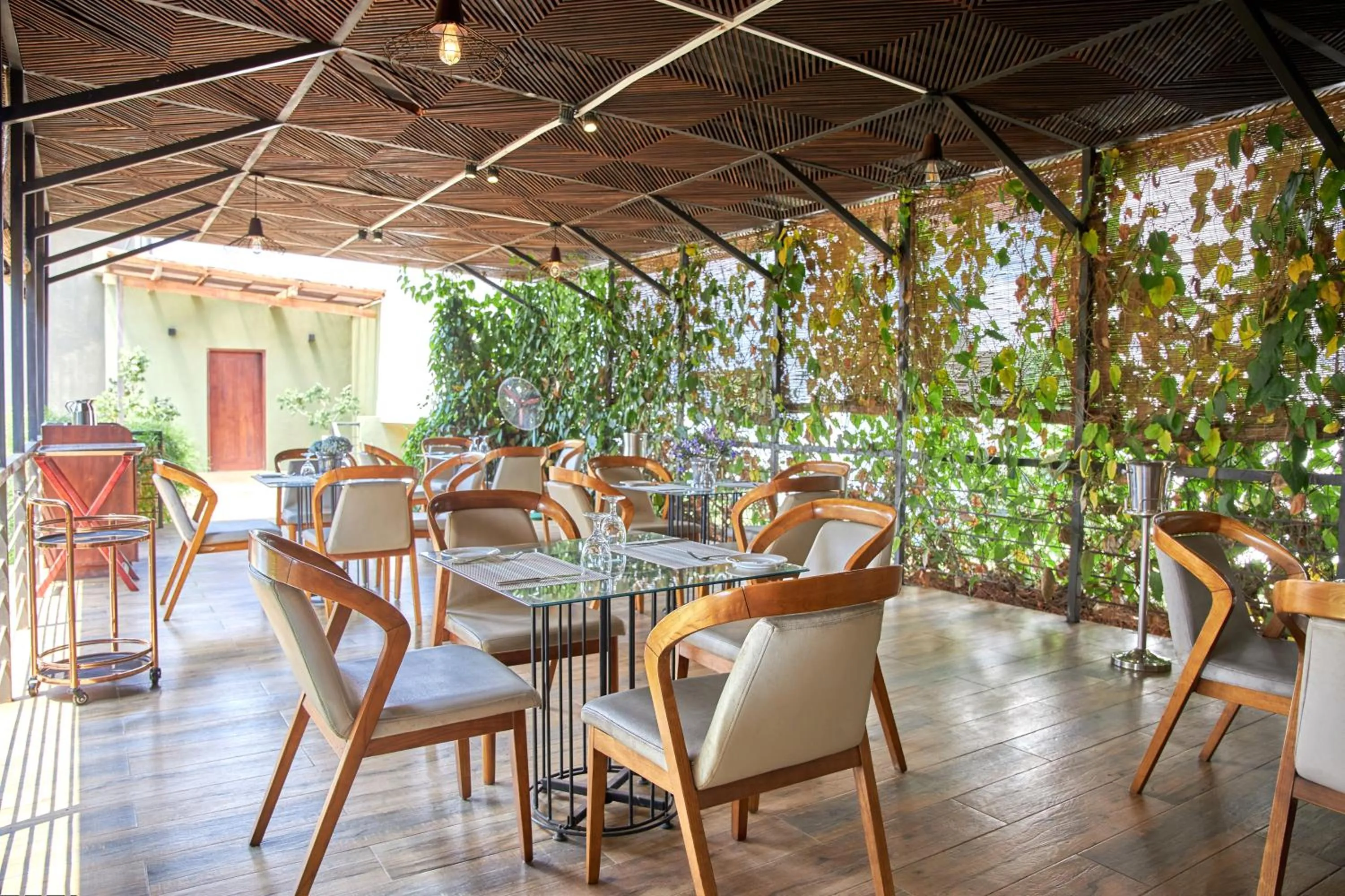 Restaurant/places to eat in Seahorse Hotel & Spa