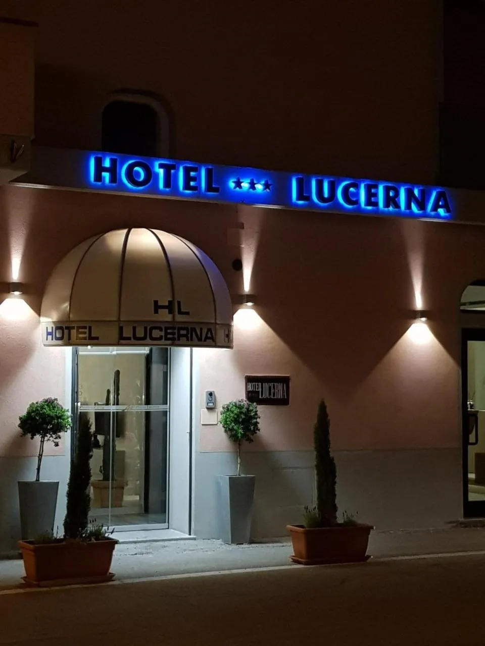 Facade/entrance in Hotel Lucerna