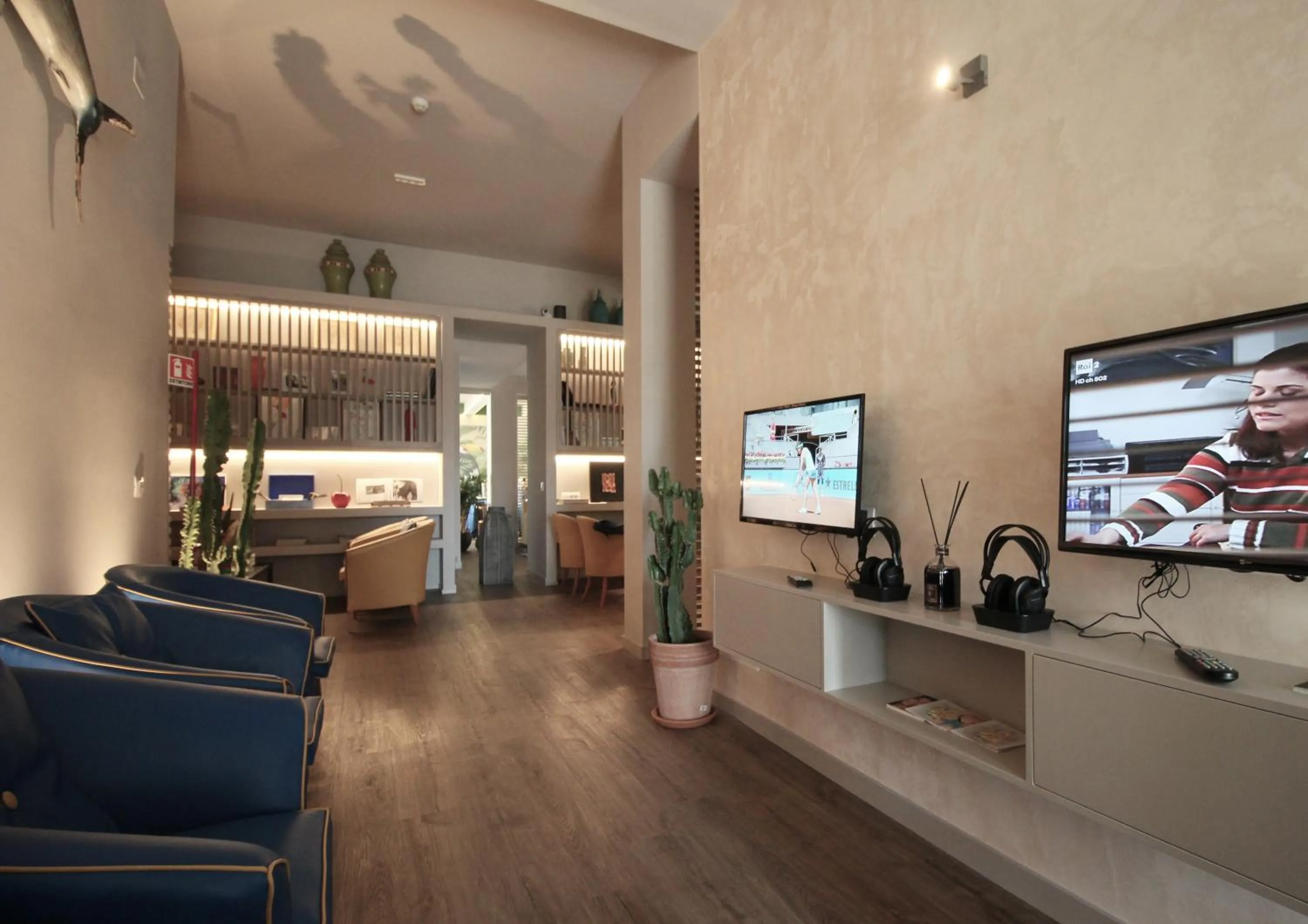 Communal lounge/ TV room in Hotel Lucerna