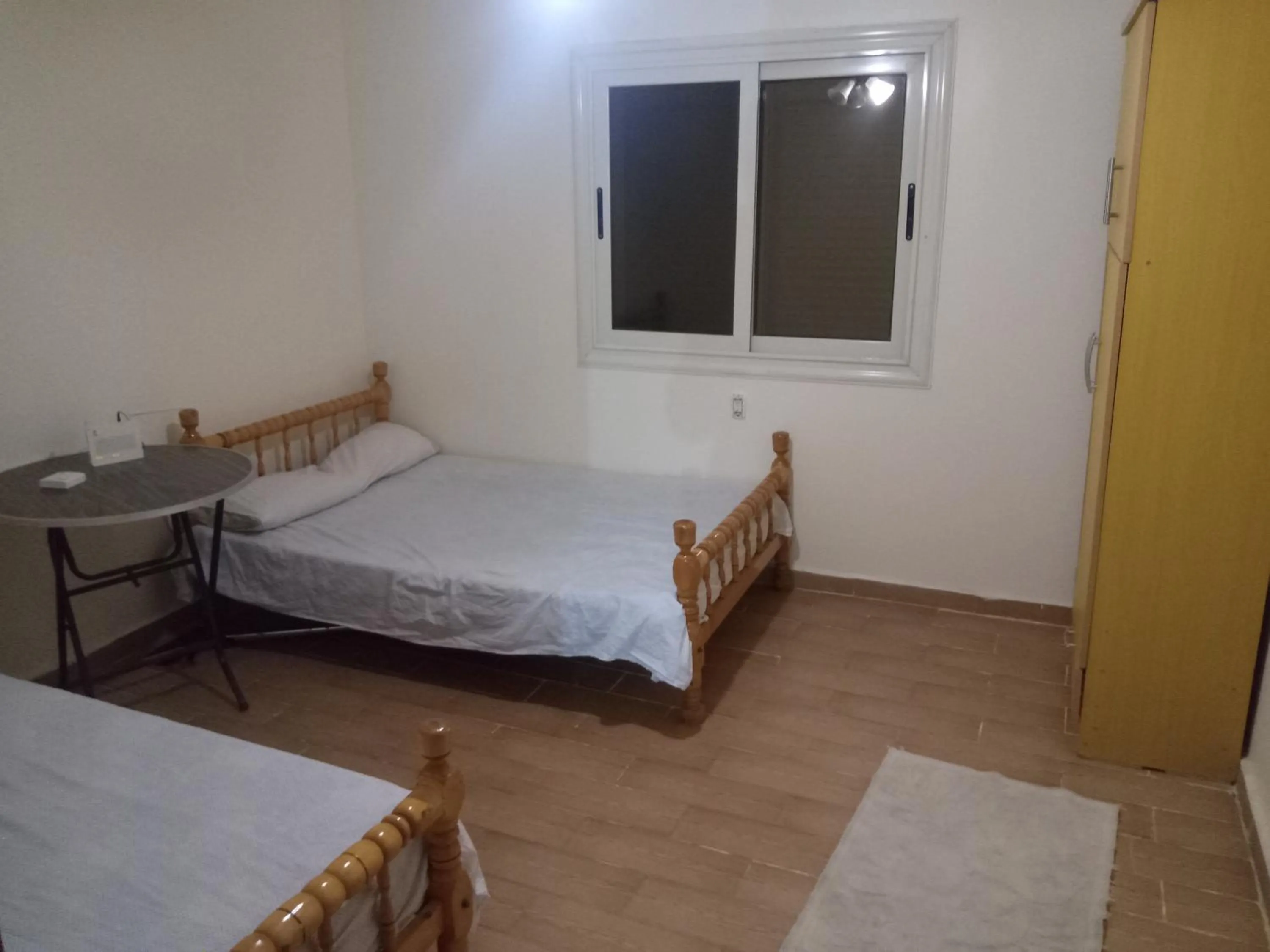 Bedroom, Bed in Qronful