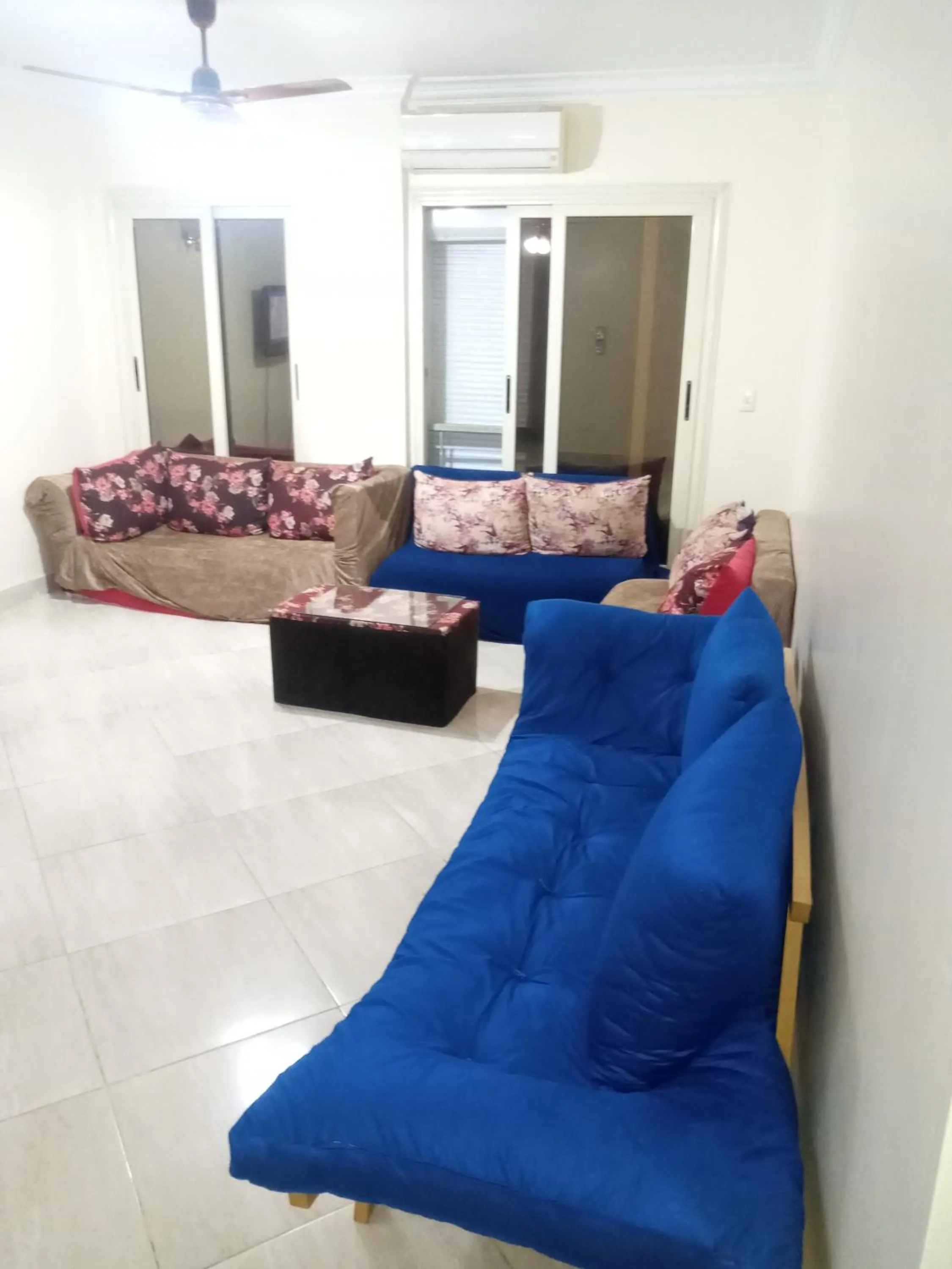 Living room in Qronful