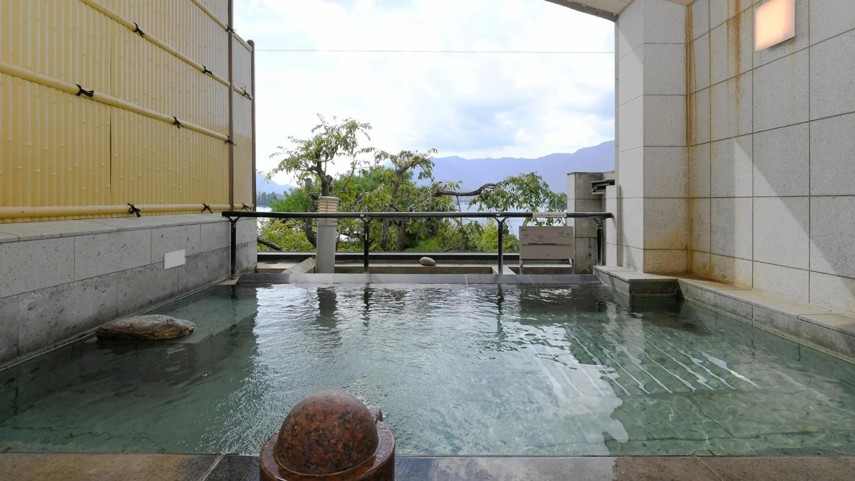 Open Air Bath in Hotel Koryu