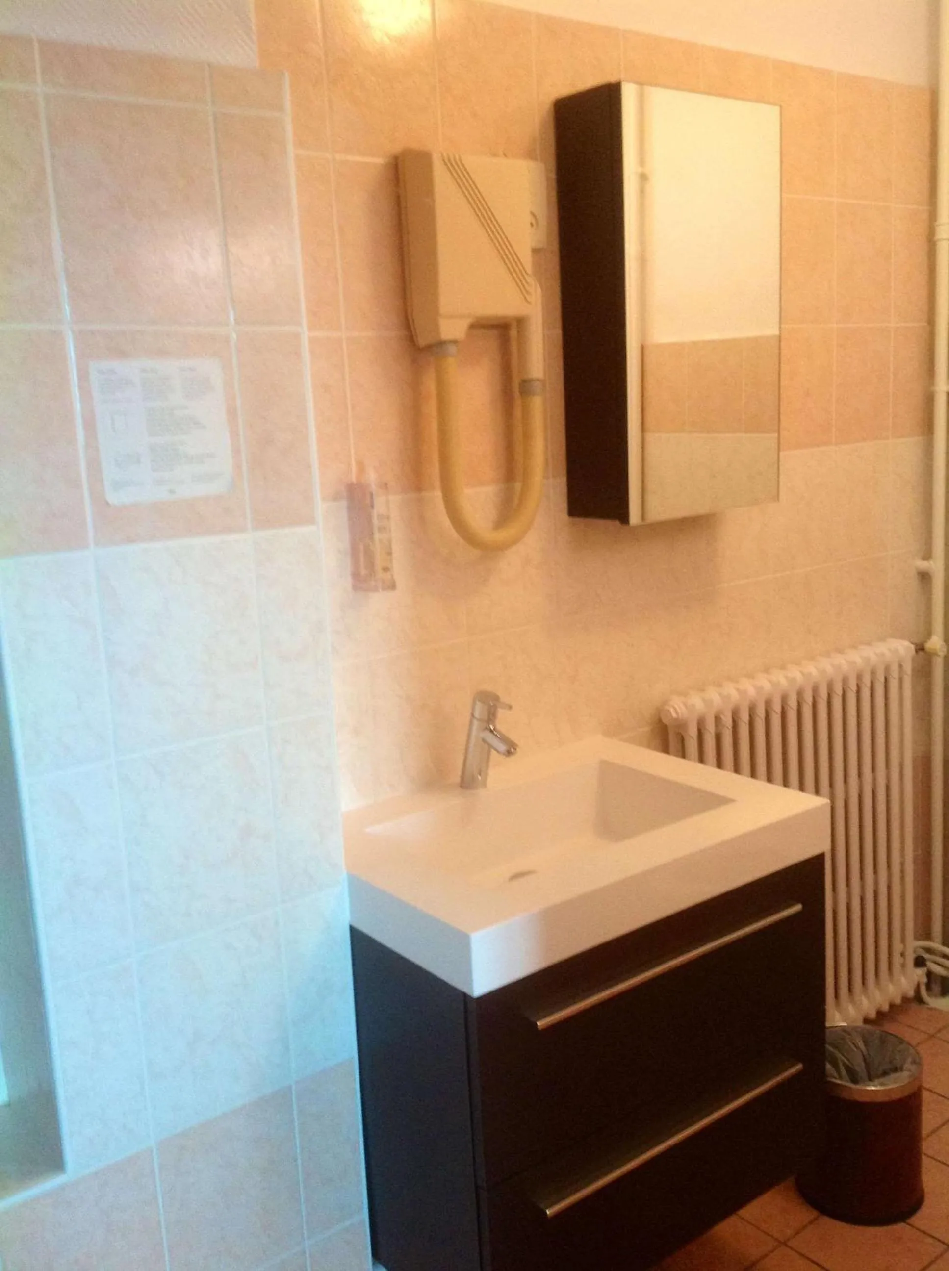 Bathroom in Brit Hotel Magdalena