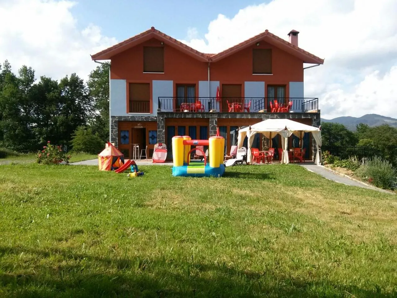 Property building in Mendi Alai