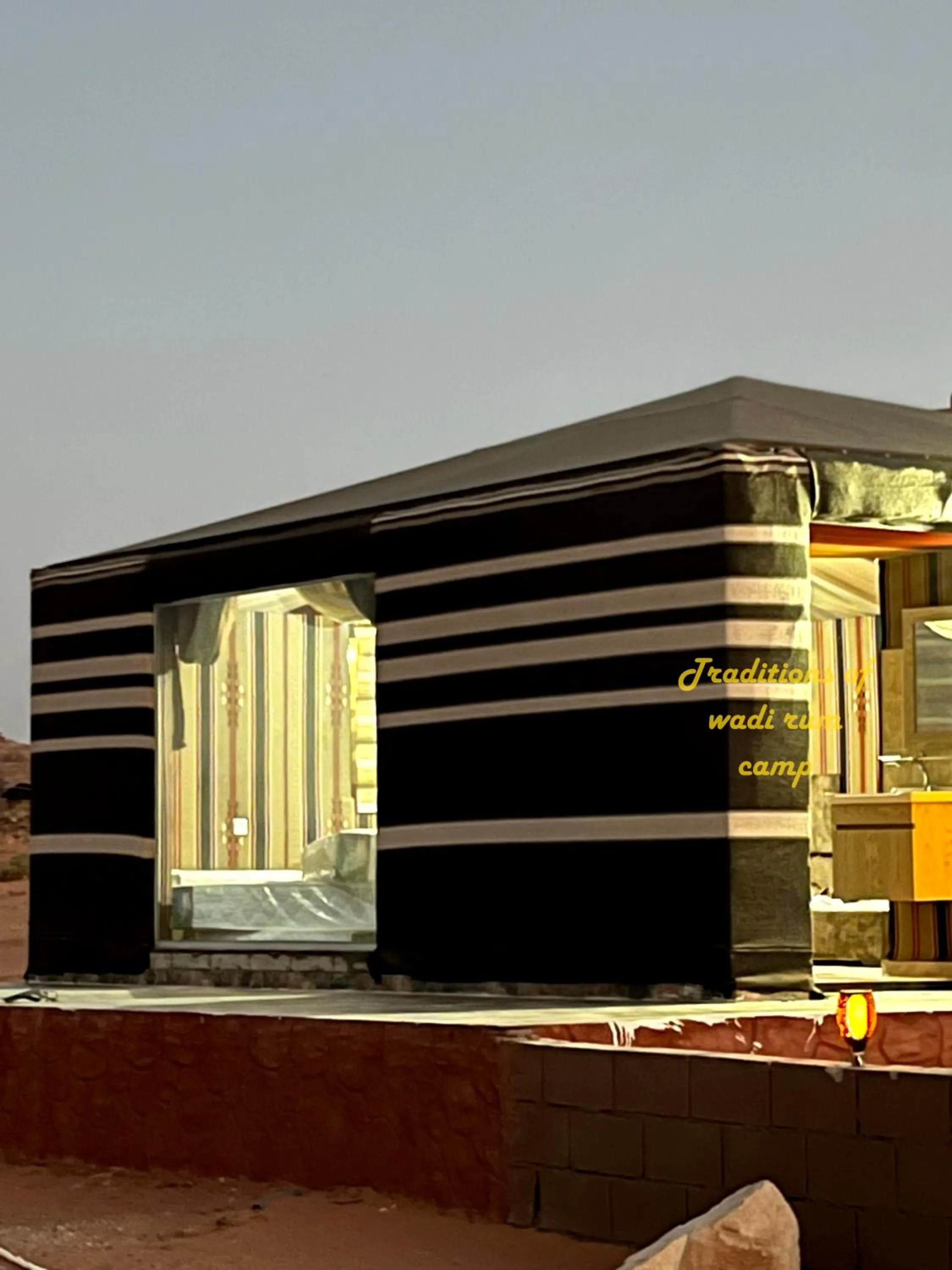 Traditions of Wadi Rum camp & jeep tour