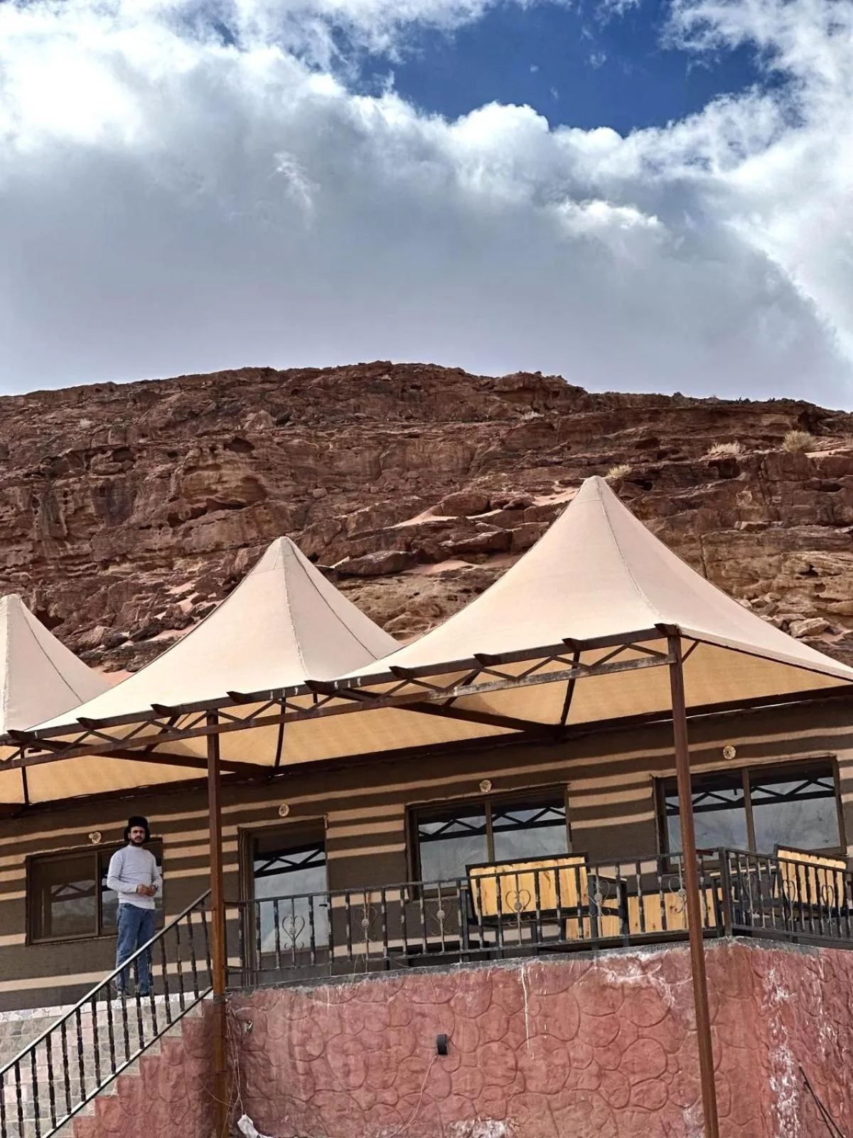 Traditions of Wadi Rum camp & jeep tour