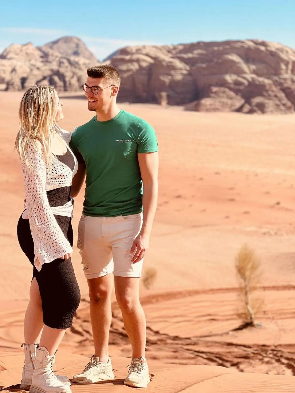 Traditions of Wadi Rum camp & jeep tour