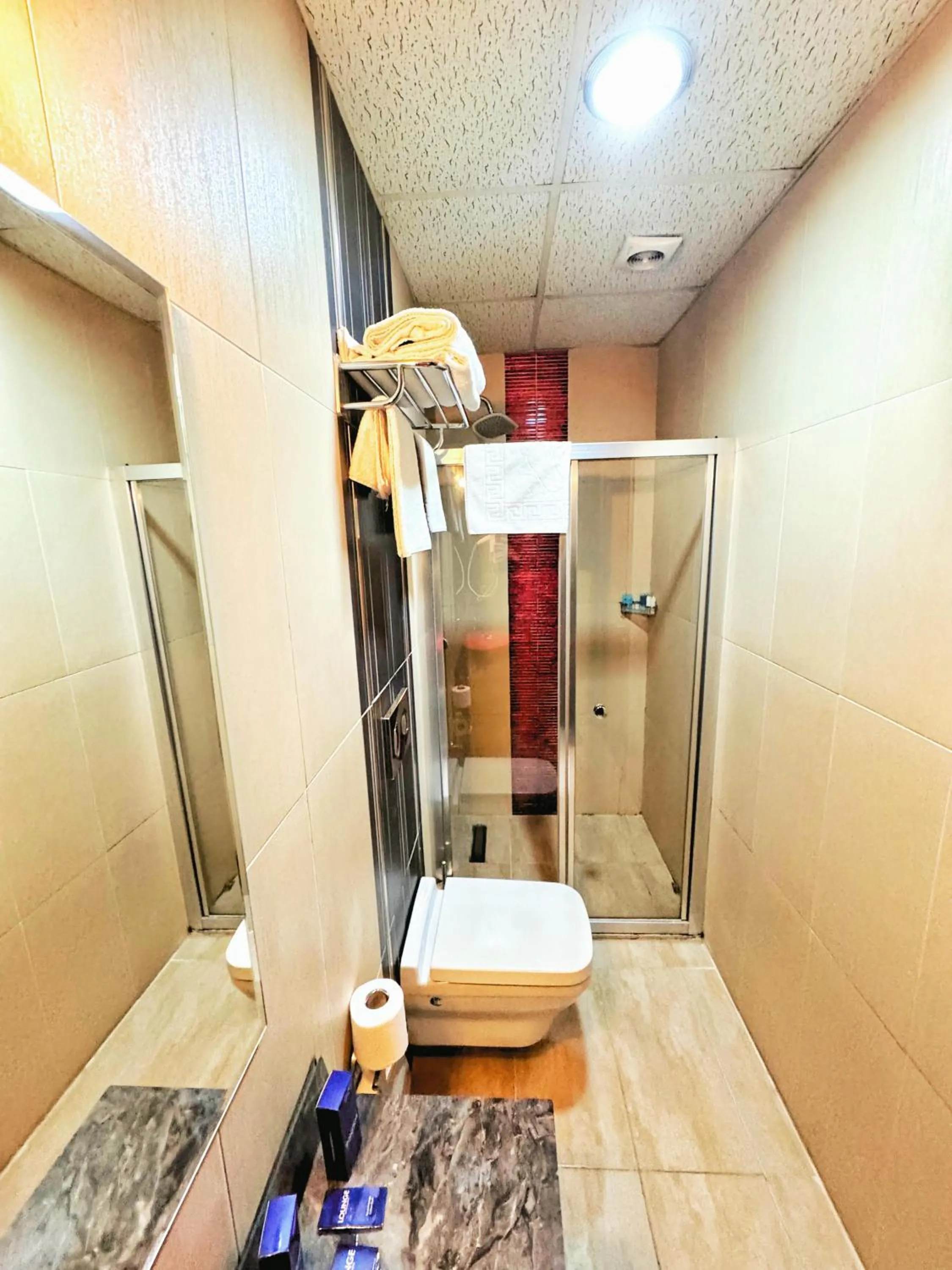 Shower in Lounge Hotel