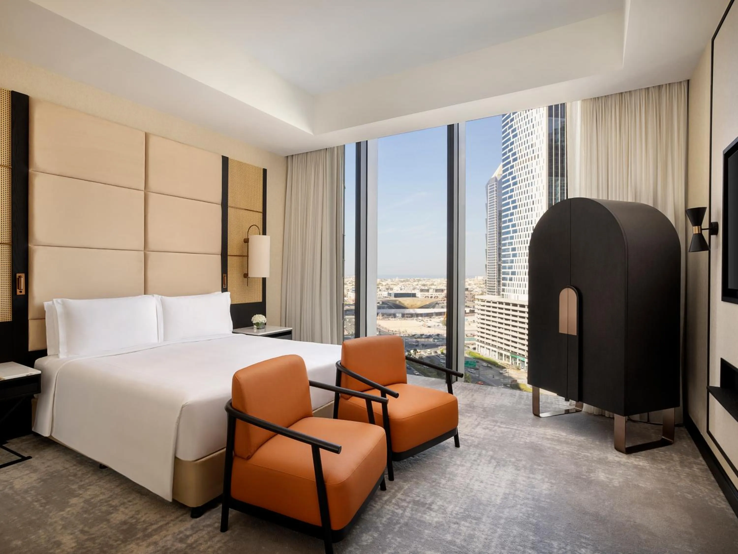 Bedroom, Bed in Anantara Downtown Dubai