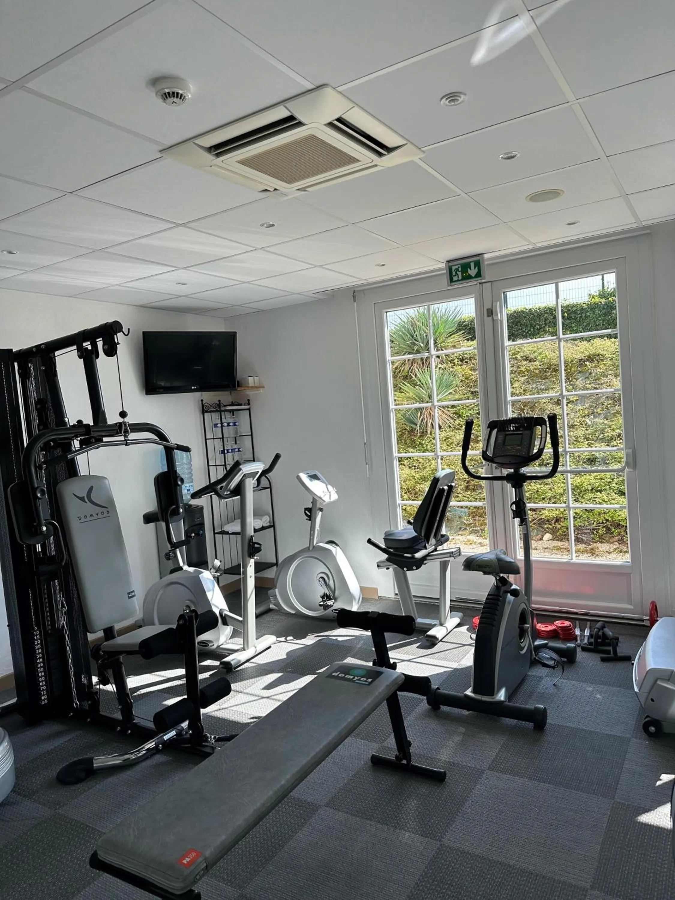 Fitness centre/facilities in La Bonbonniere - Sure Hotel Collection by Best Western