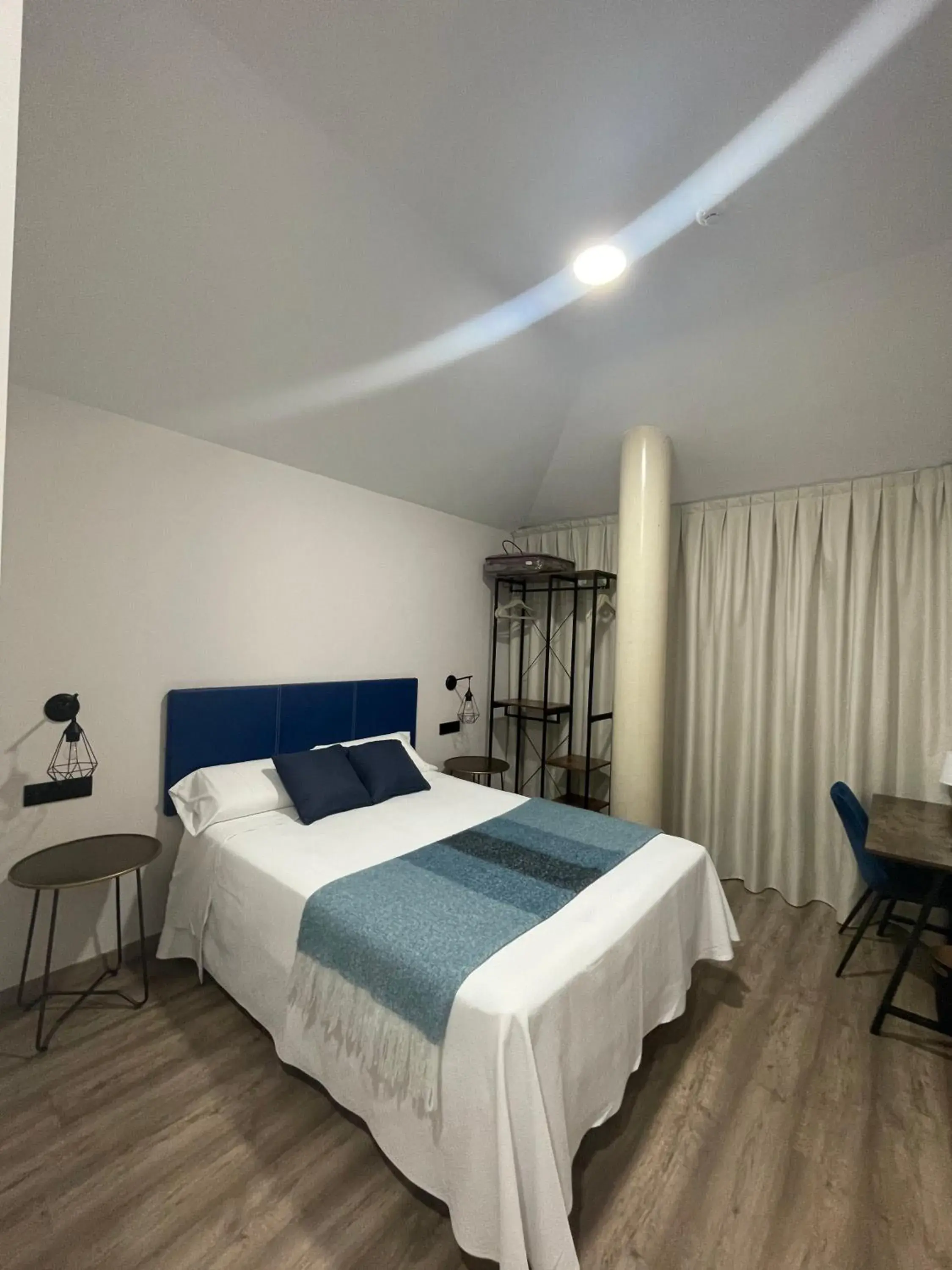 Superior Double or Twin Room - single occupancy in Hotel Ibi Superior Double or Twin Room - single occupancy in Hotel Ibi