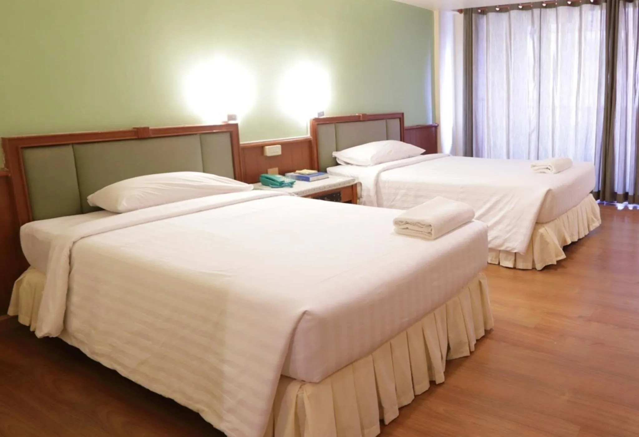 Deluxe Double or Twin Room in Pin Hotel