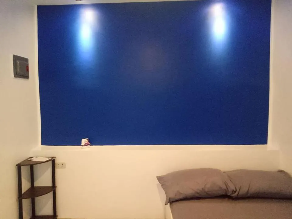 Property building, Bed in Zoom BnB