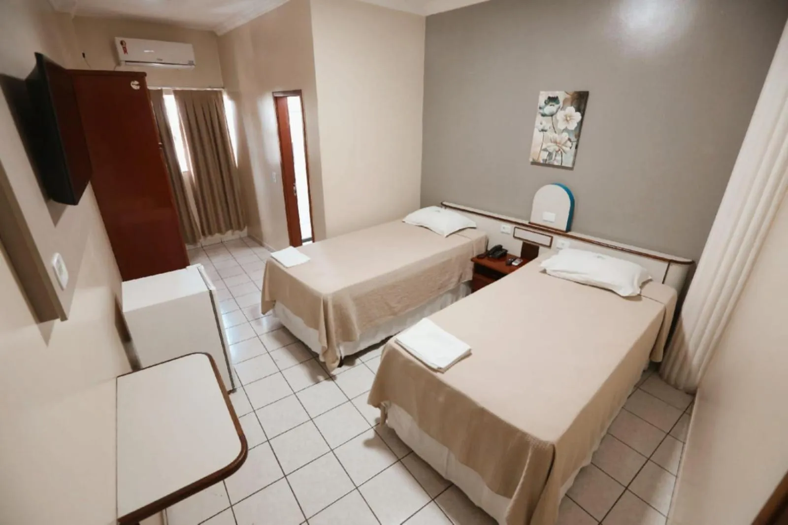 Bedroom, Bed in SERRA AZUL PLAZA HOTEL