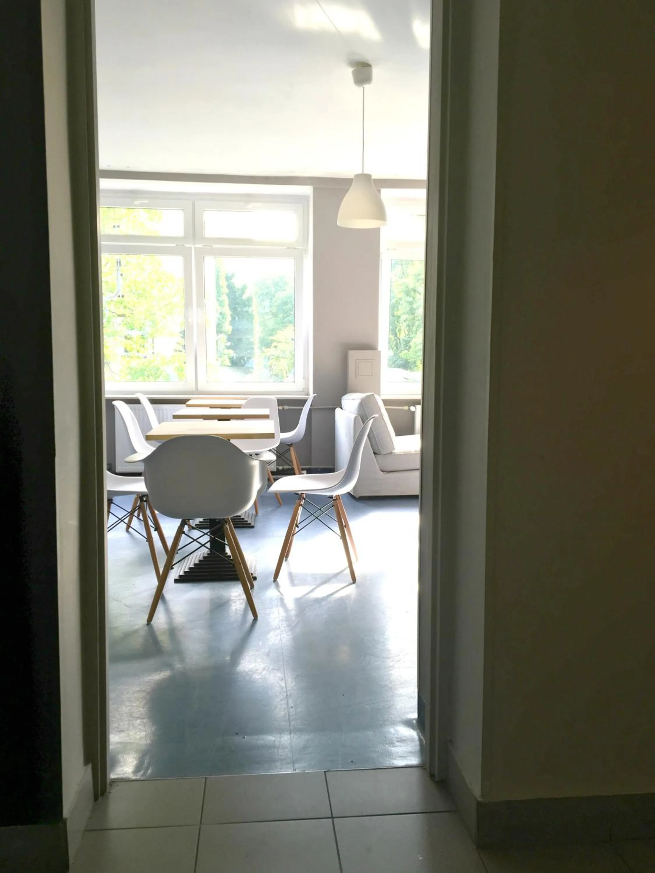 Restaurant/places to eat in Cloud Hostel