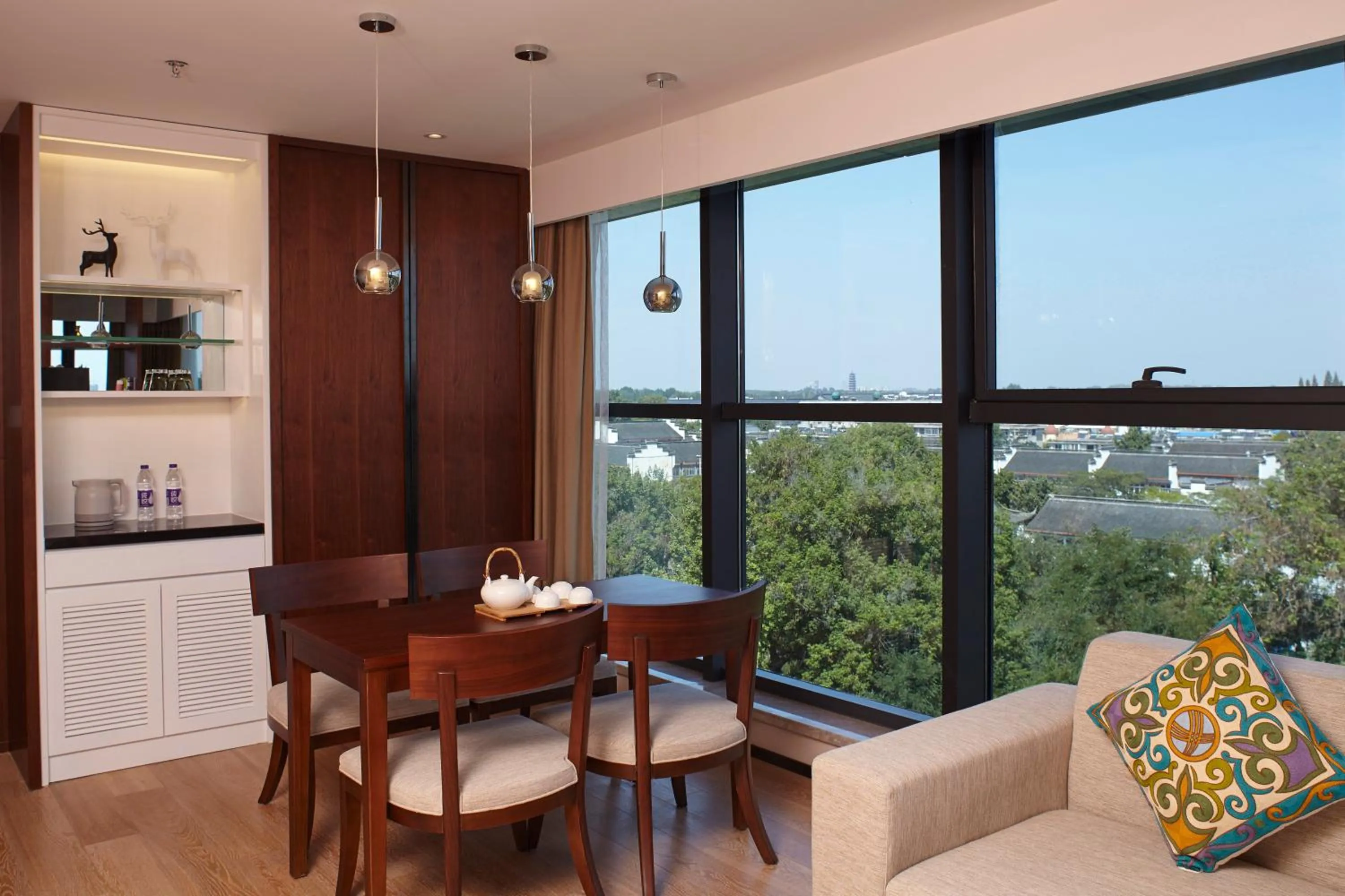 Lounge or bar in SSAW Boutique Hotel Yangzhou