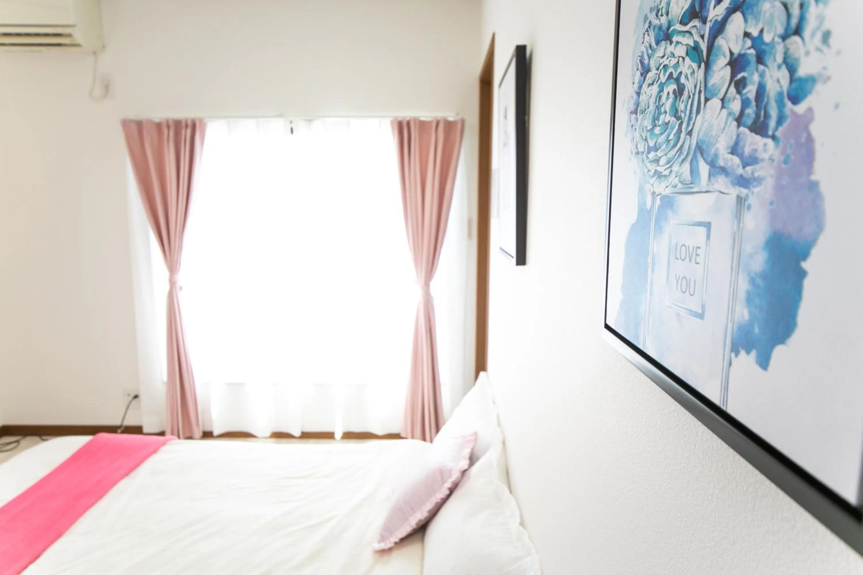 Bed in Awaji Seaside Resort in Iwaya 3000