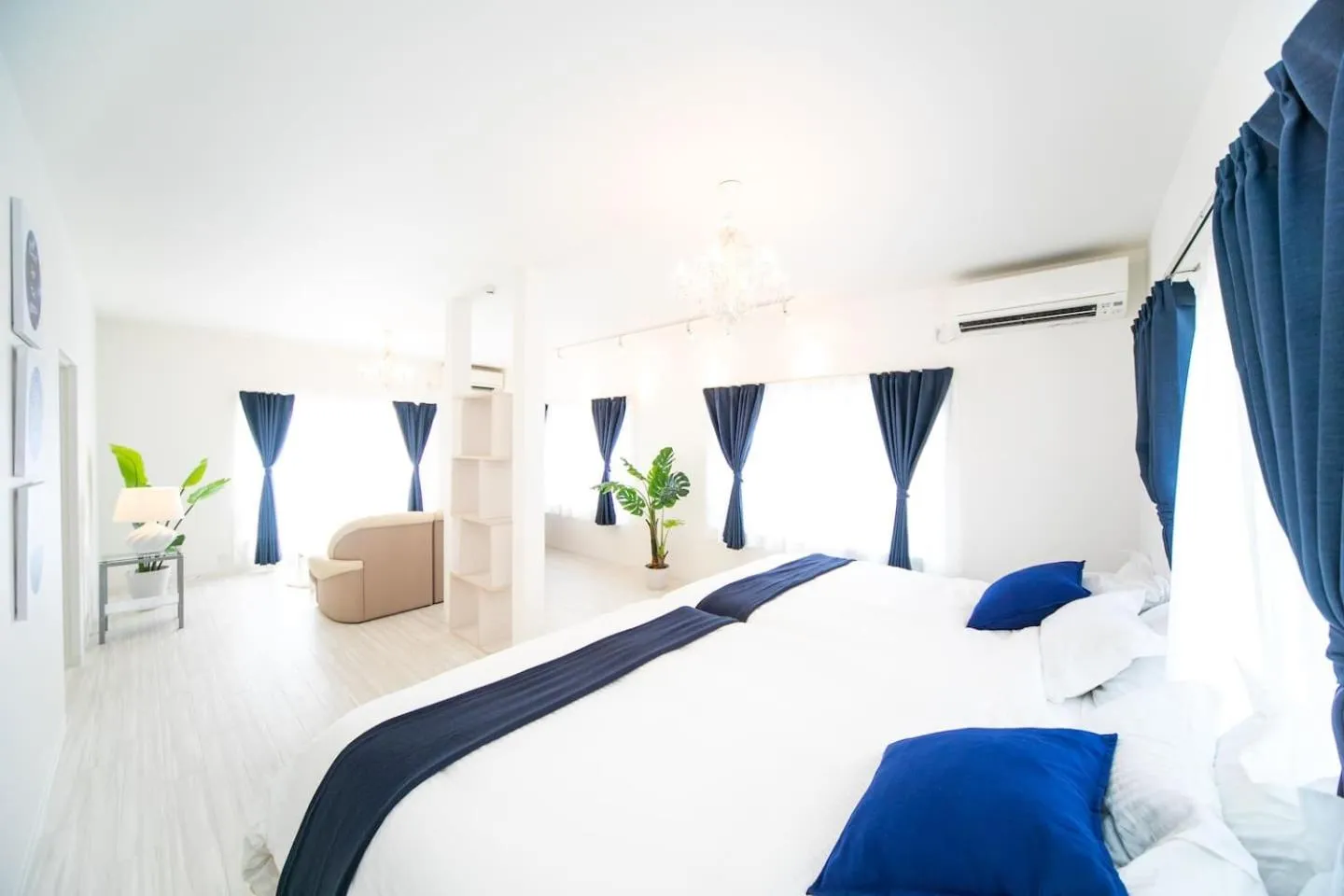 Bed in Awaji Seaside Resort in Iwaya 3000