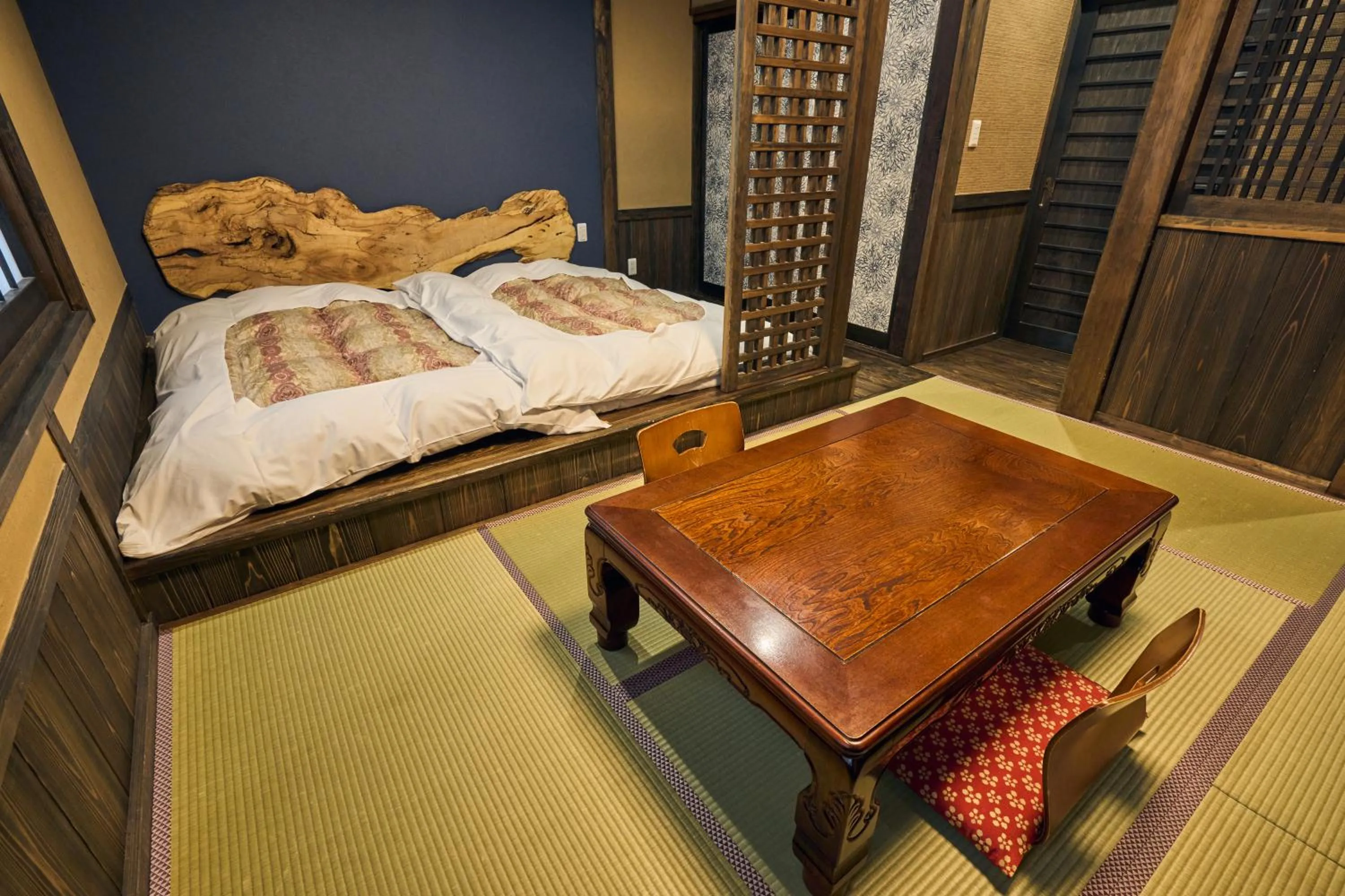 Bed in Shinwaen