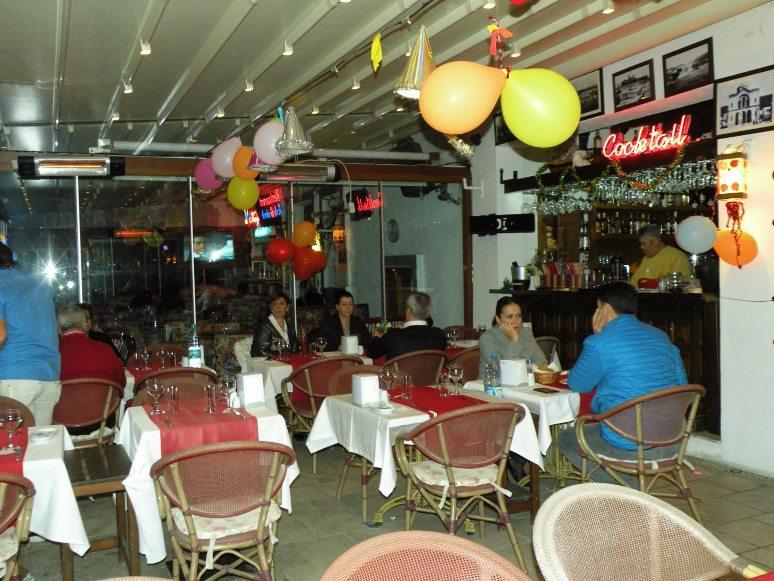 Restaurant/places to eat in Dinc Pension