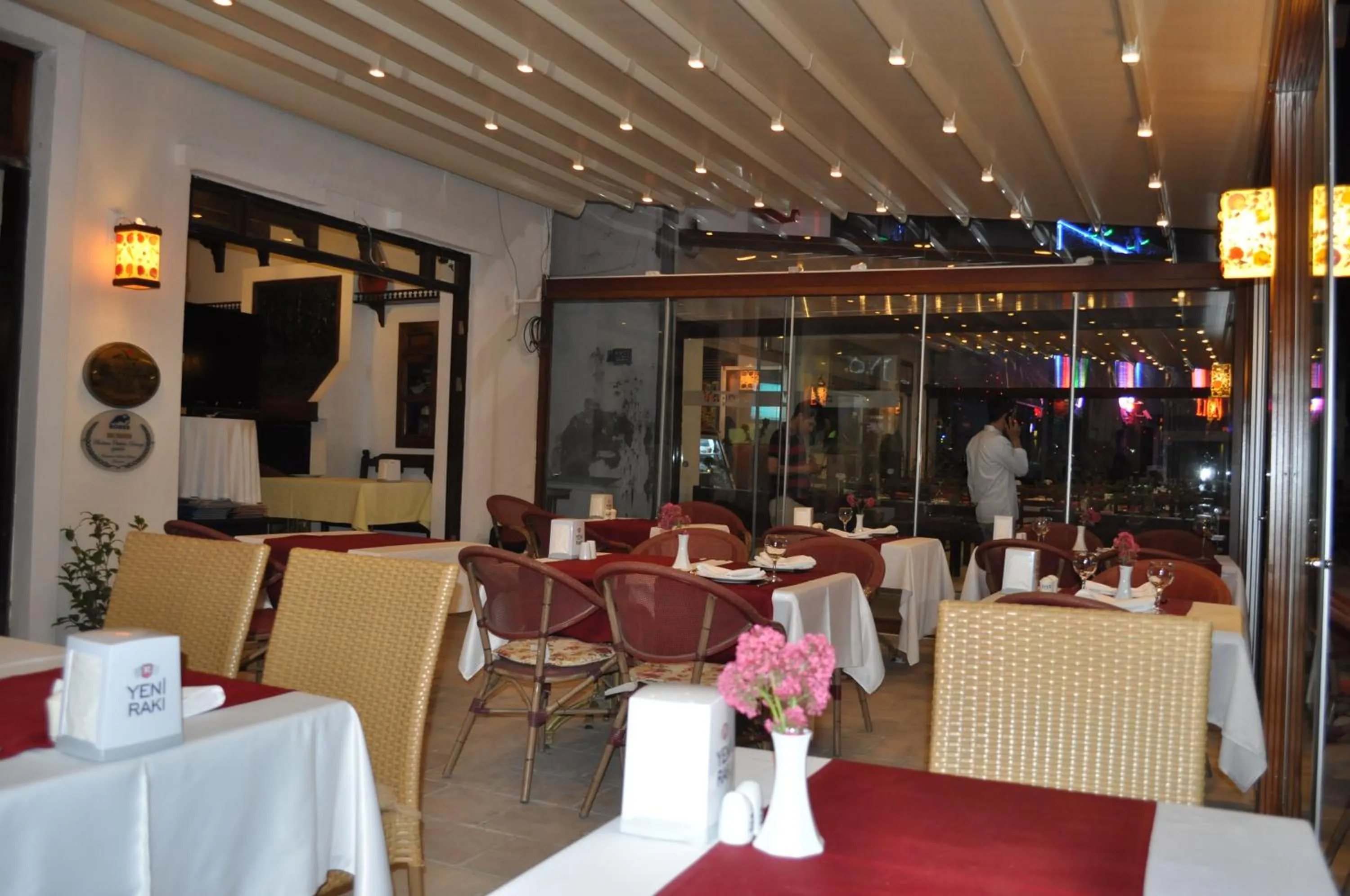 Restaurant/places to eat in Dinc Pension