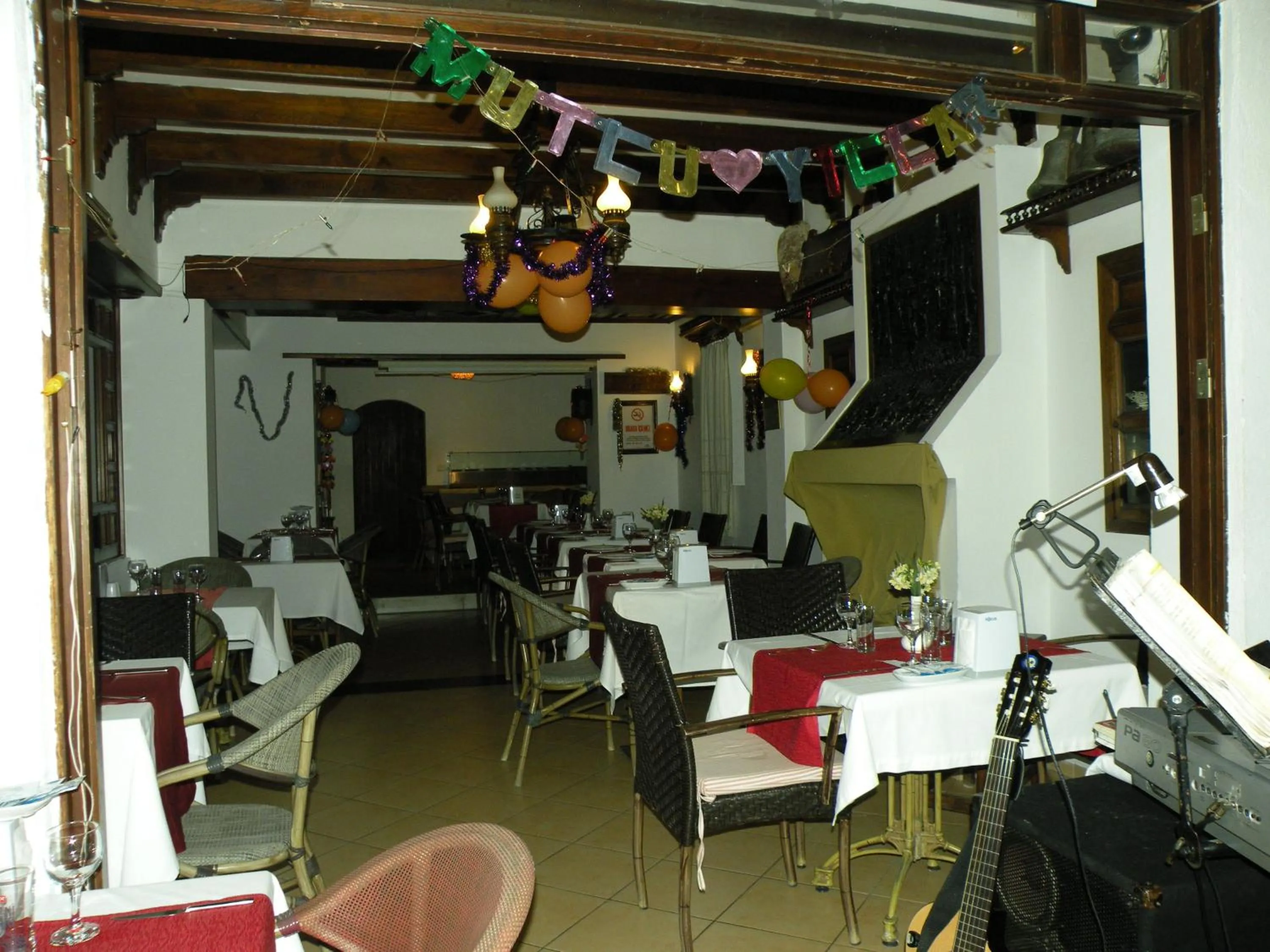 Restaurant/places to eat in Dinc Pension