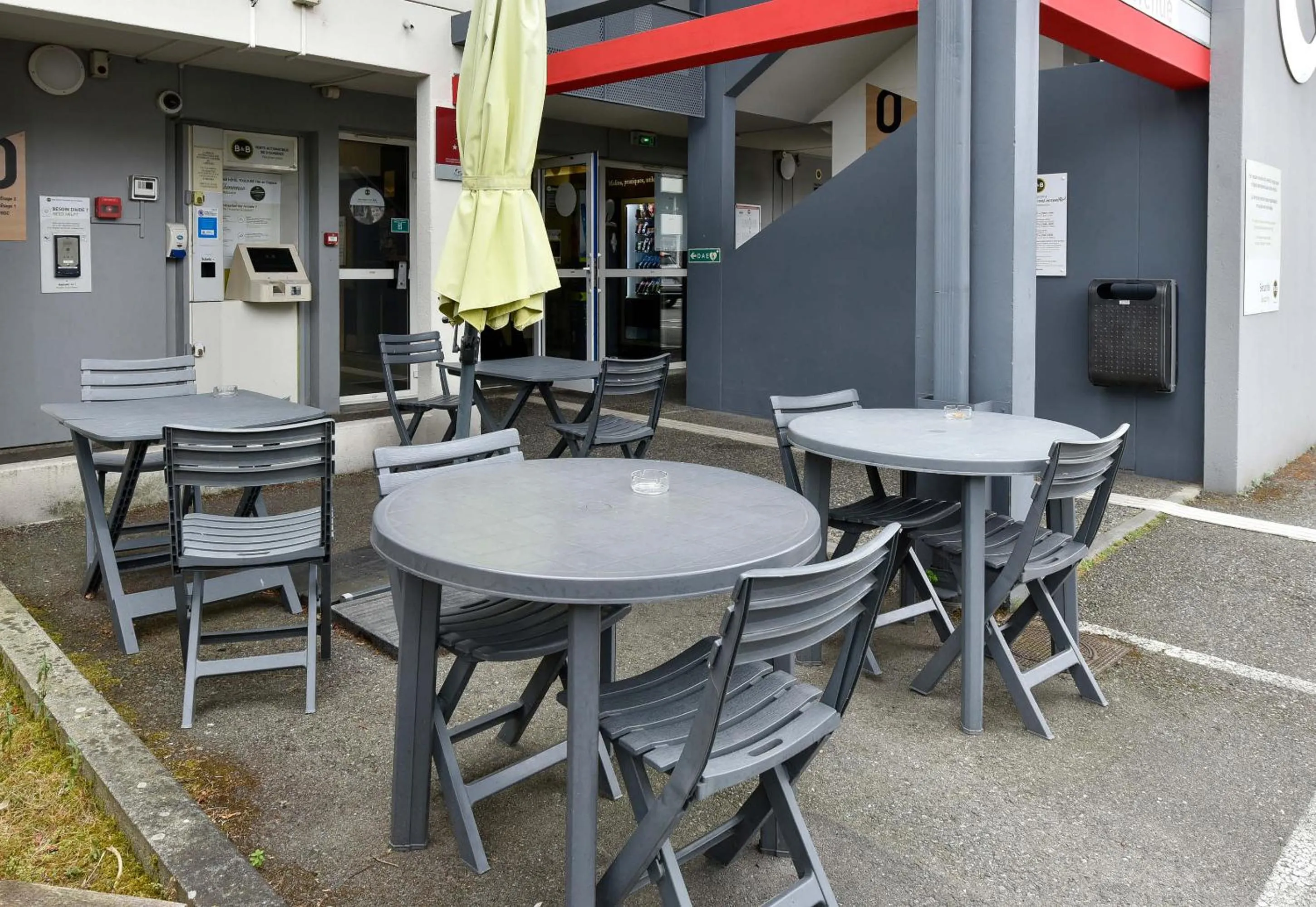 Patio in B&B HOTEL Toulouse Cité de l'Espace Mouchotte