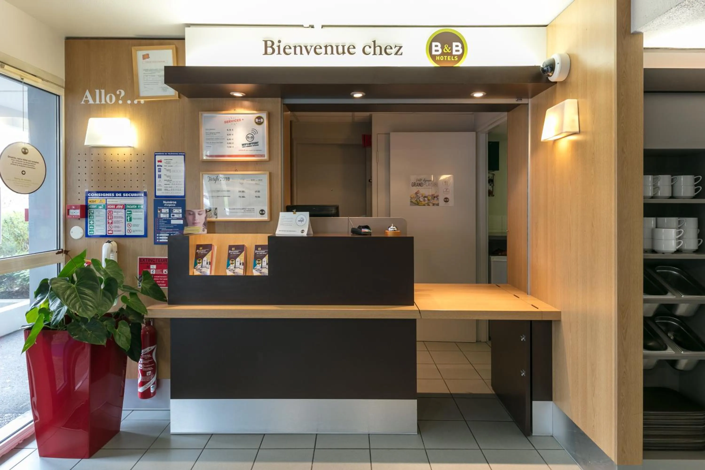 Lobby or reception in B&B HOTEL Toulouse Cité de l'Espace Mouchotte