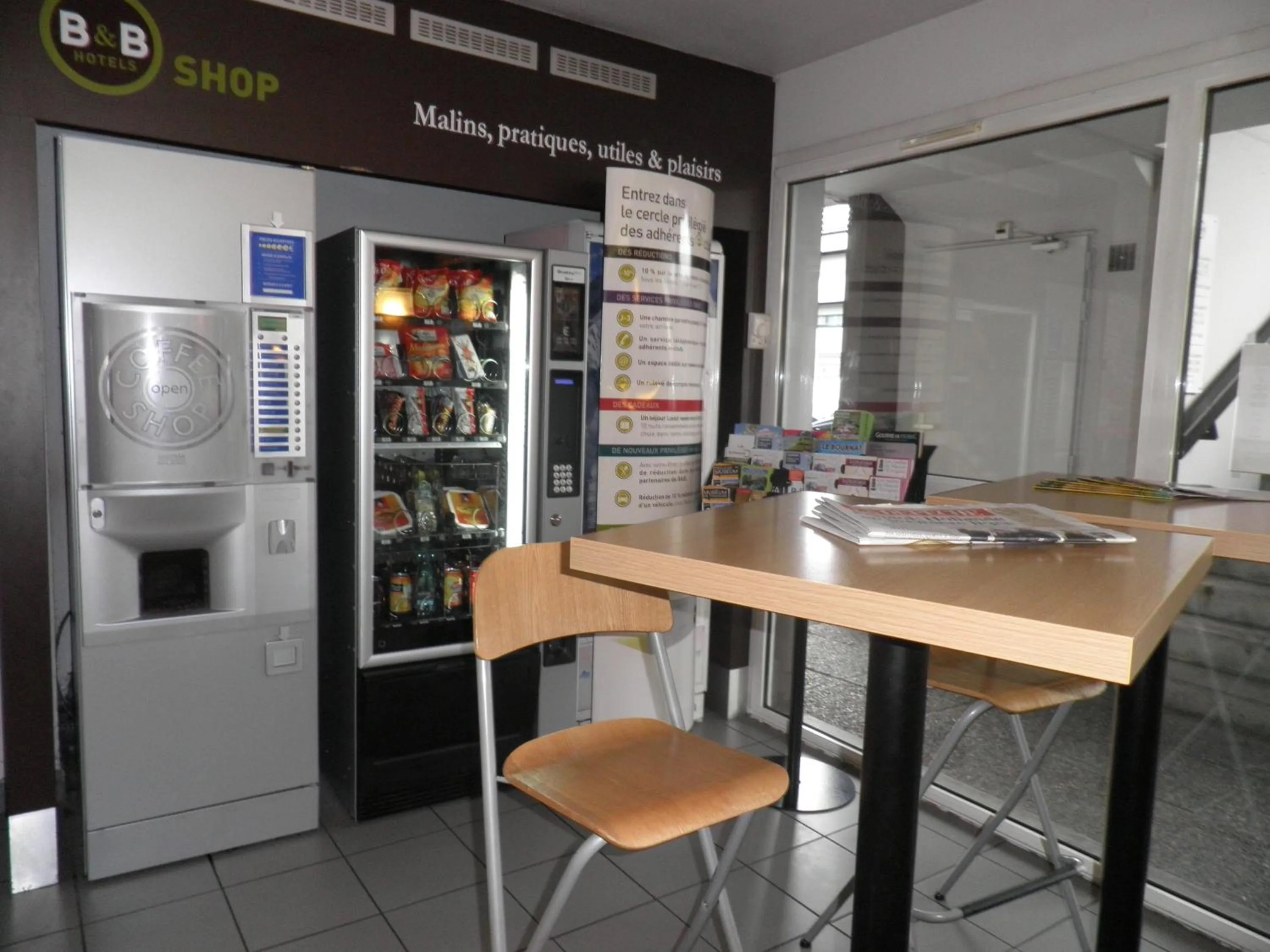 Lobby or reception in B&B HOTEL Toulouse Cité de l'Espace Mouchotte